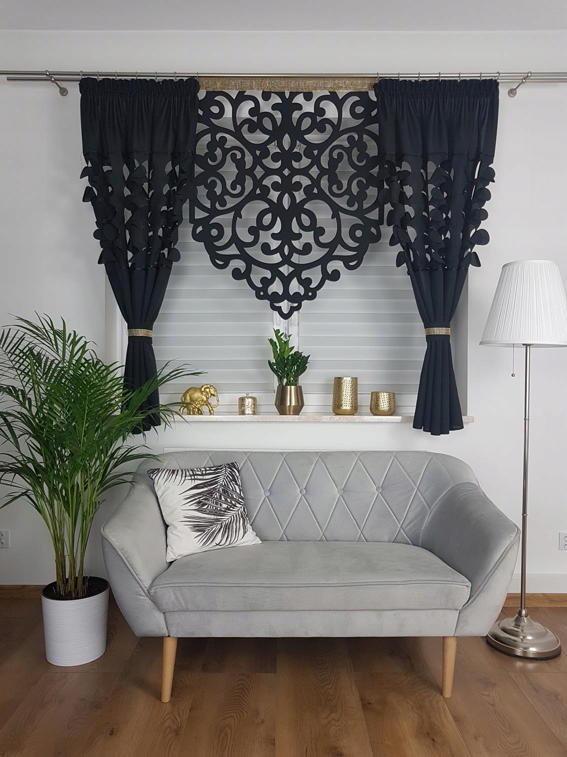 Zestaw Dekoracyjny Na Okno Panel Ażurowy Zasłony Gotowe Czarne Komplet