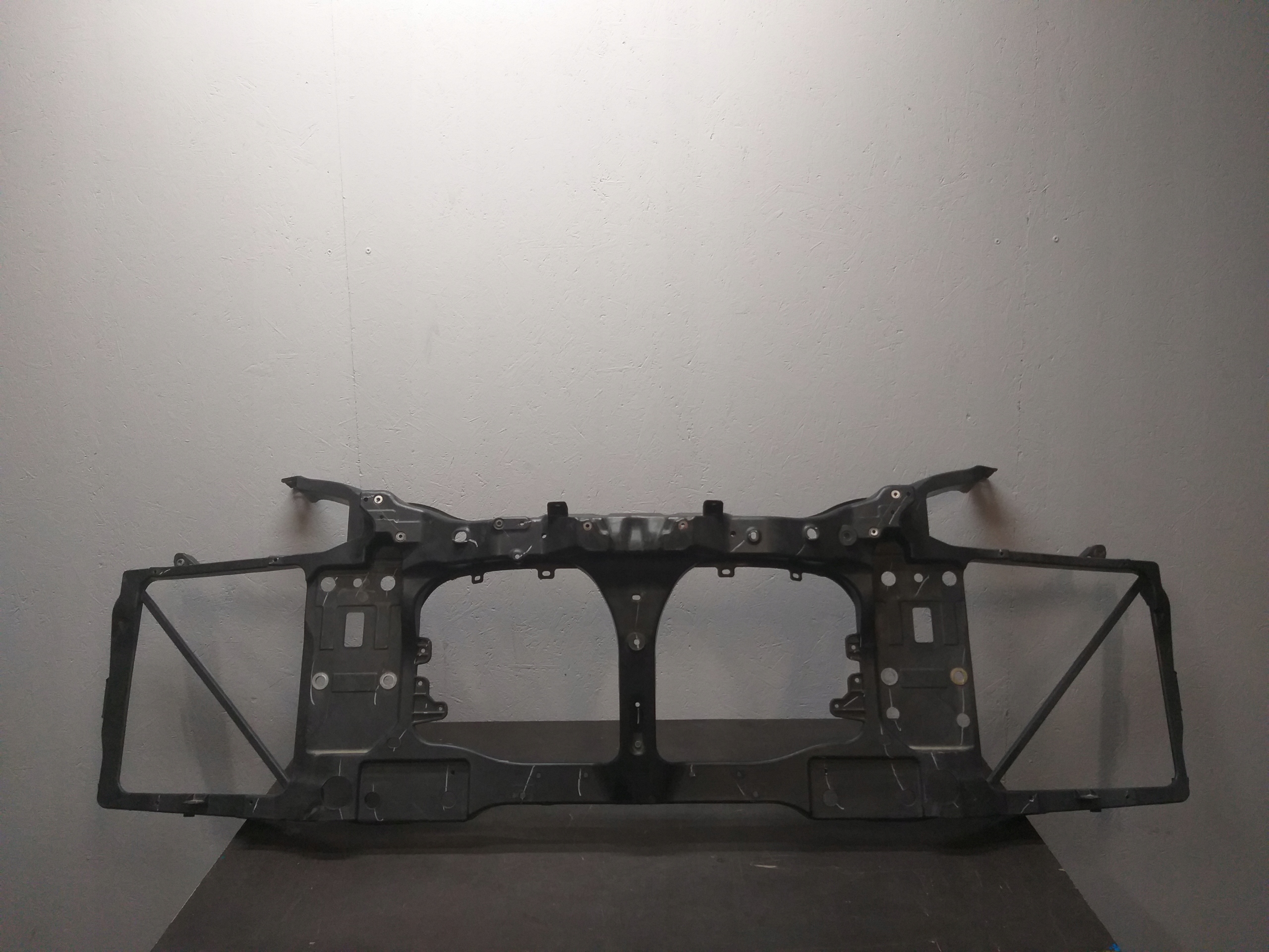 PAS PRZEDNI TESLA S LIFT 1061950-00