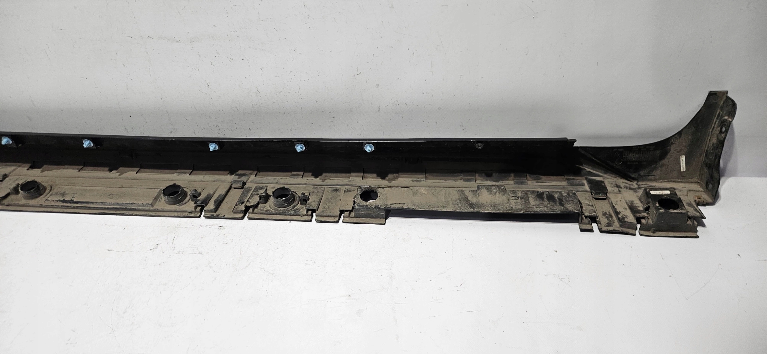 moulding threshold right TOYOTA COROLLA E21 KOMBI 19- 75851-YY010