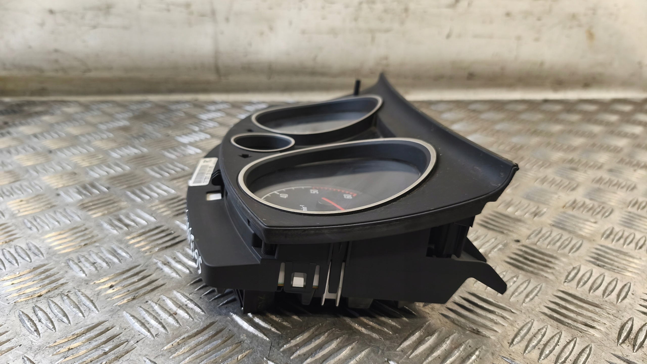 dials dials OPEL ASTRA H 2005r 1.7CDTI 13172012
