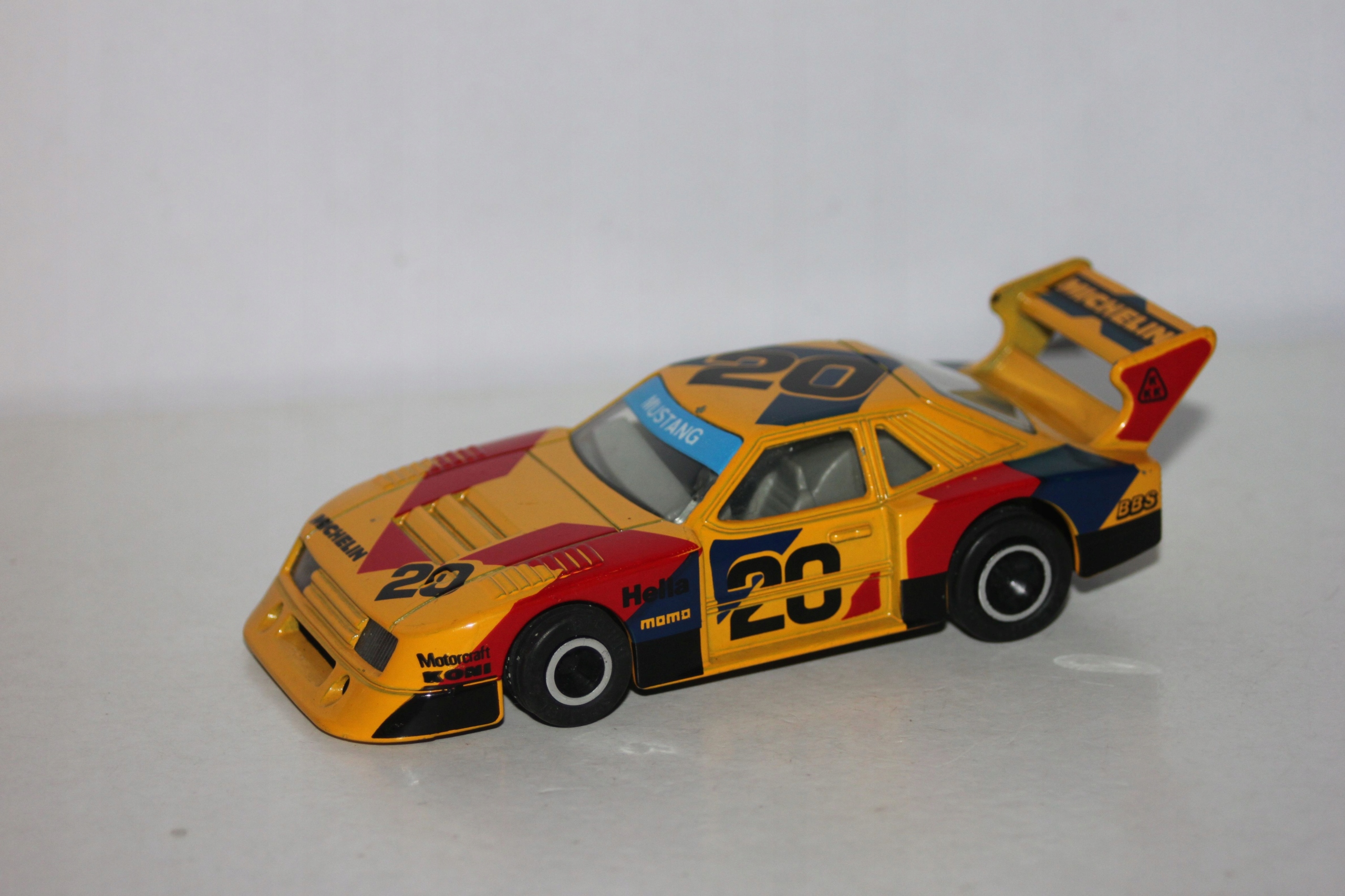 ZAKSPEED MUSTANG matchbox turbo specials/ 1984r pull back 1/40