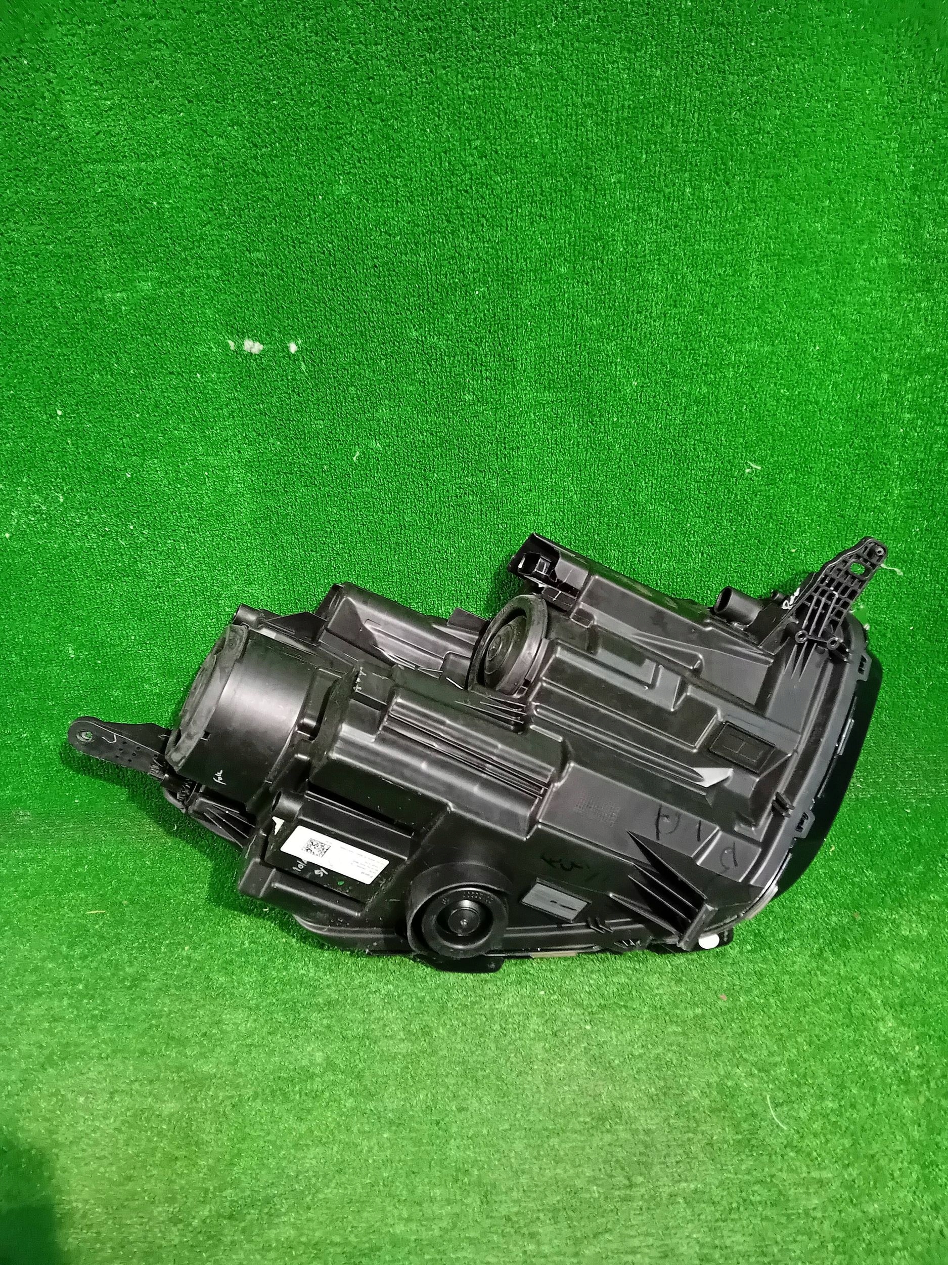 REFLEKTOR left front FORD ECOSPORT LIFT 17- LED NR.R736