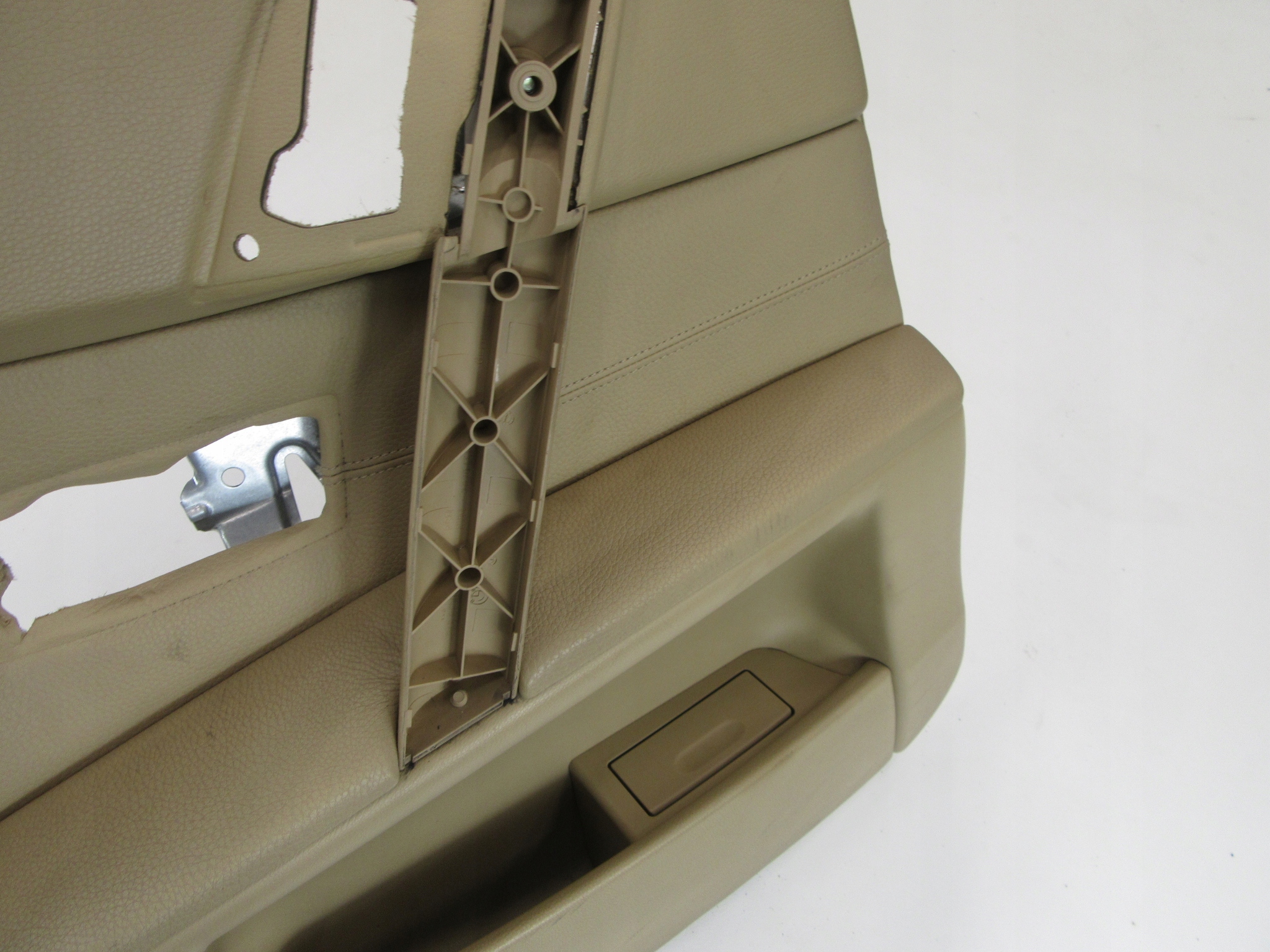 side upholstery door right right rear part BMW e60 e61 sedan KOMBI