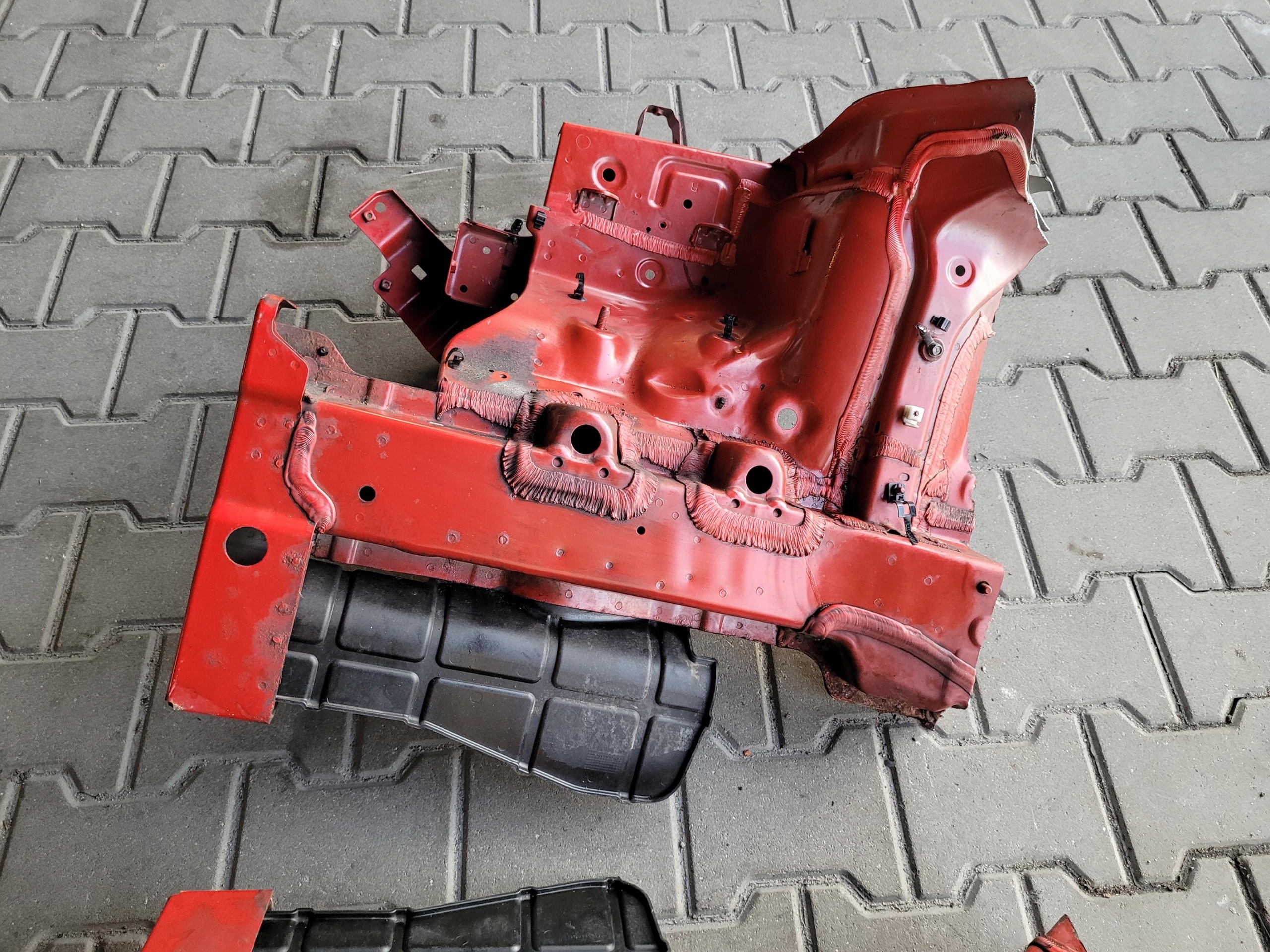 quarter left SSANGYONG TIVOLI XLV RAM