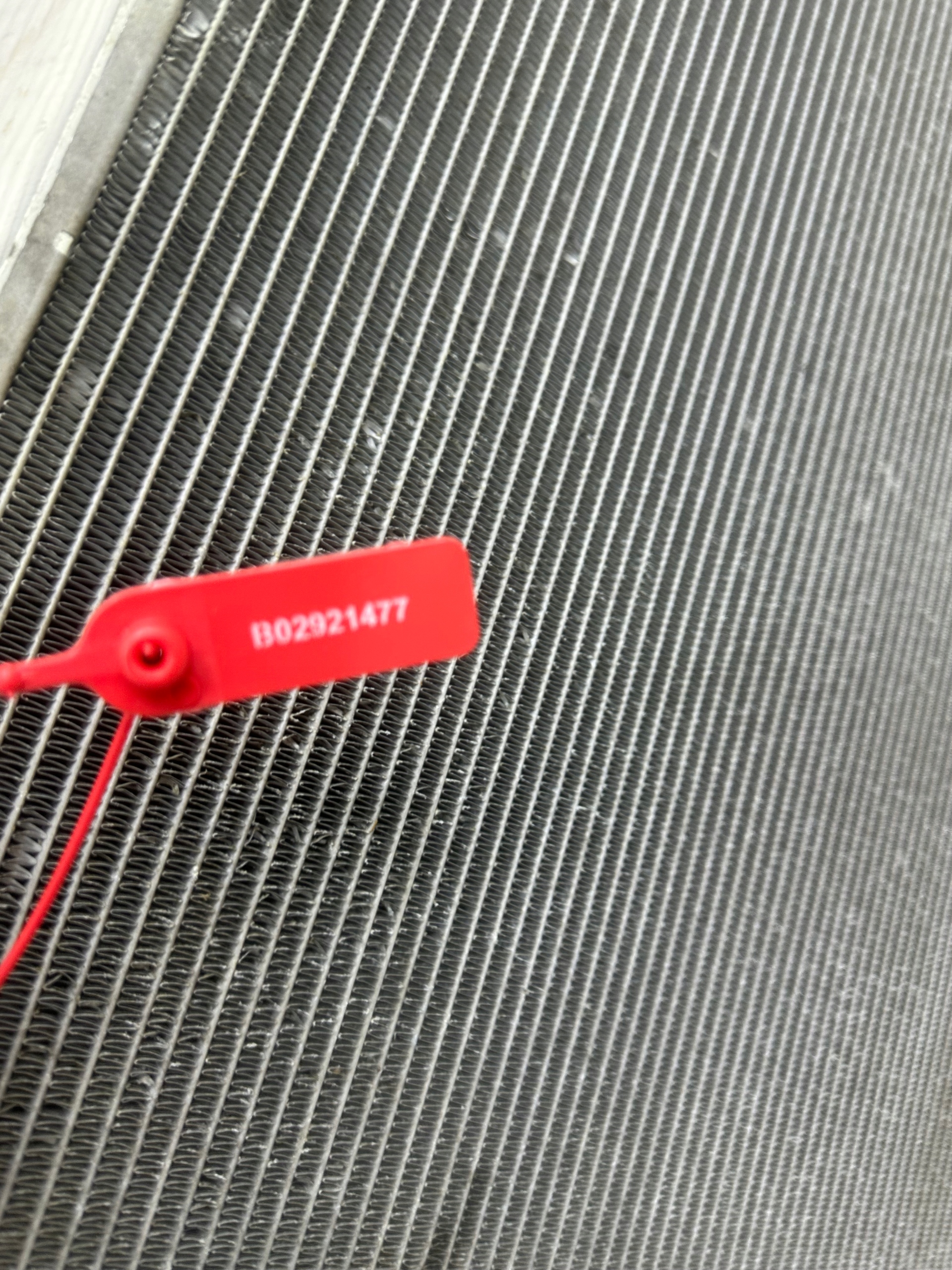 Radiatore / Raffreddatore BMW 5 (E60/E61), 03 - 10 1711.7.519.210