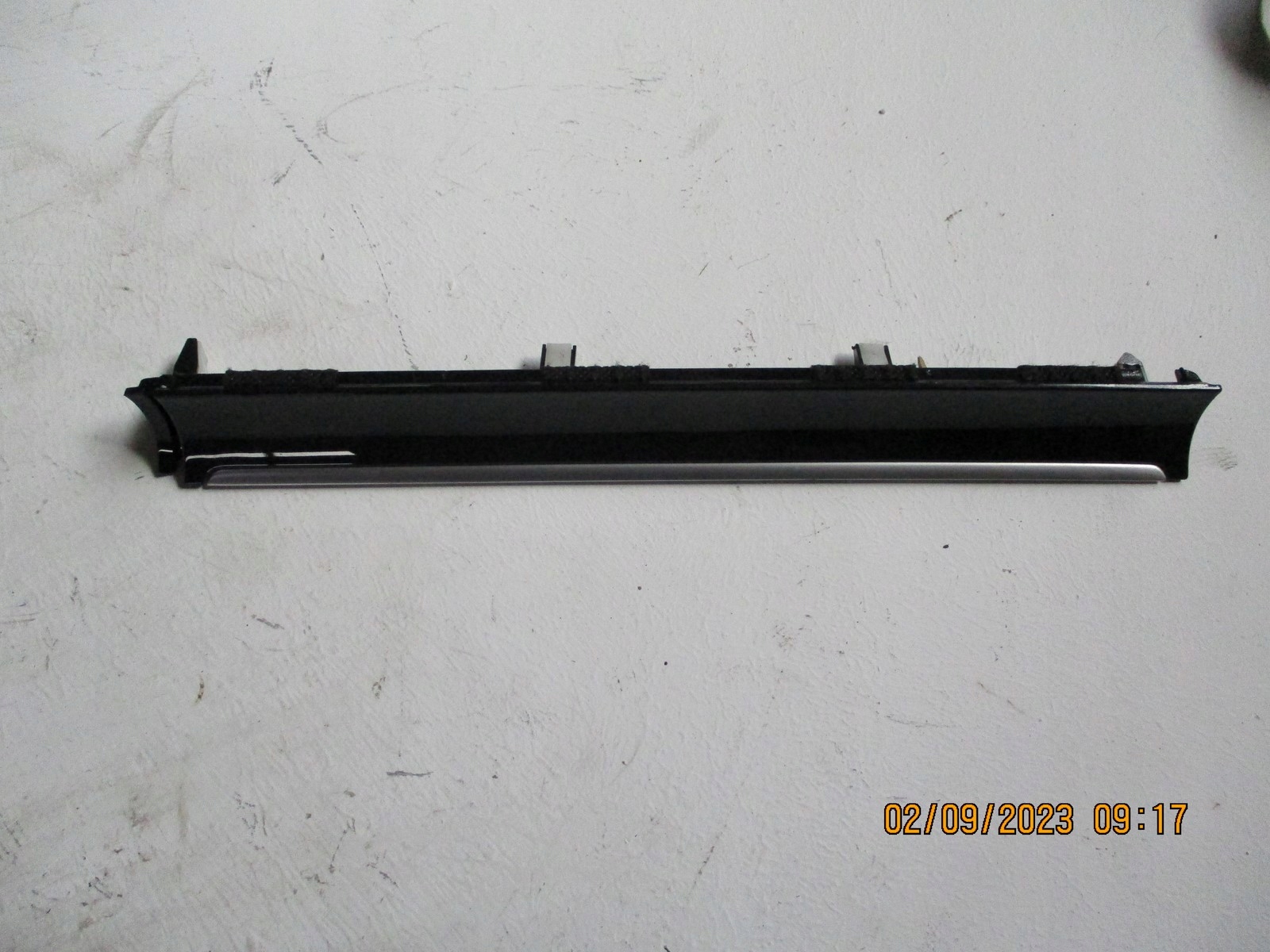 DEKOR frame KIA SORENTO III 84785-C5000