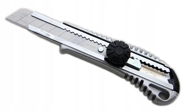 

Dedra Nóż Nożyk Do Tapet Ostrze Łamane 18 mm Metal