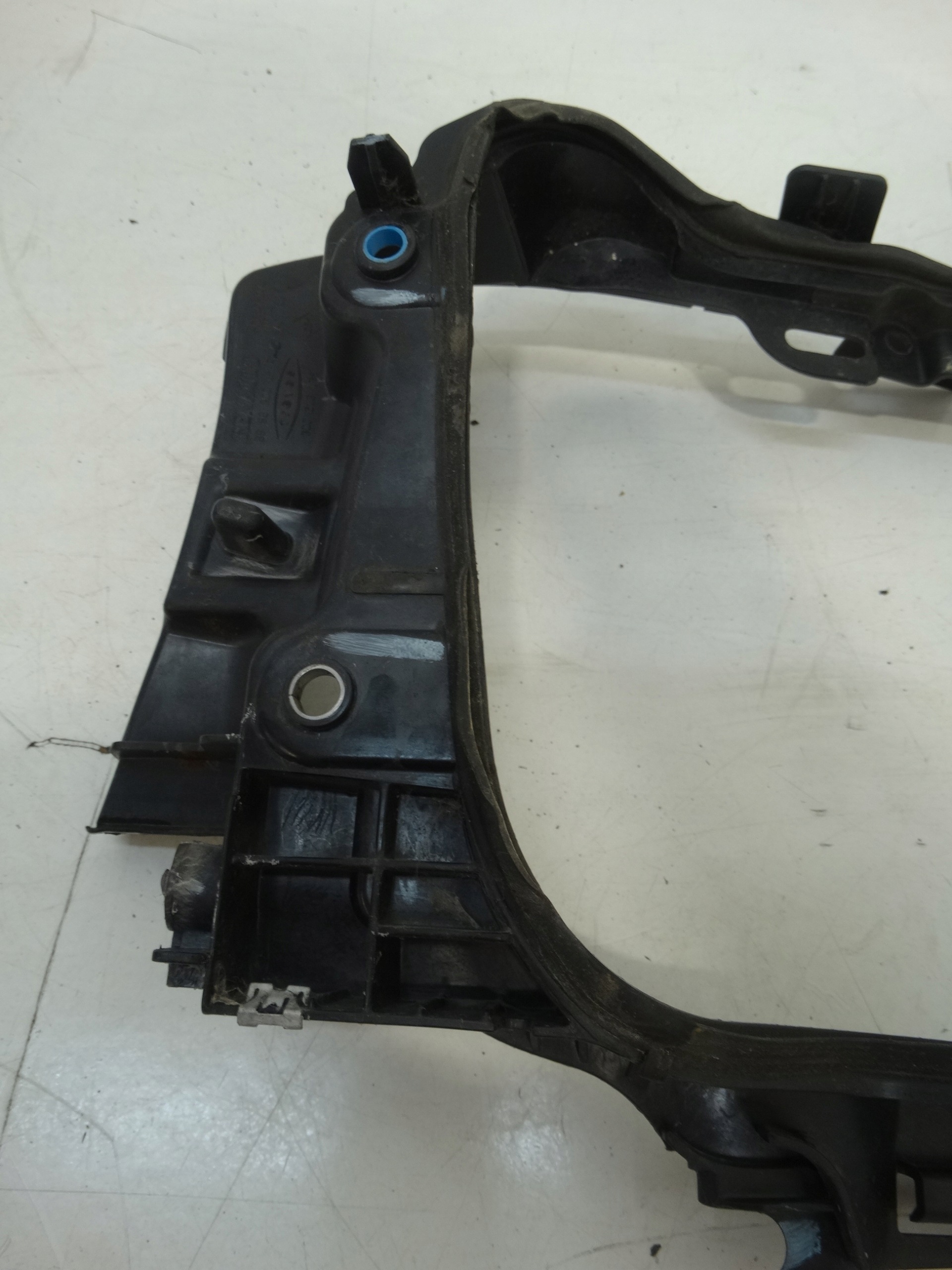 holder under the window left RENAULT SCENIC III 668630014R