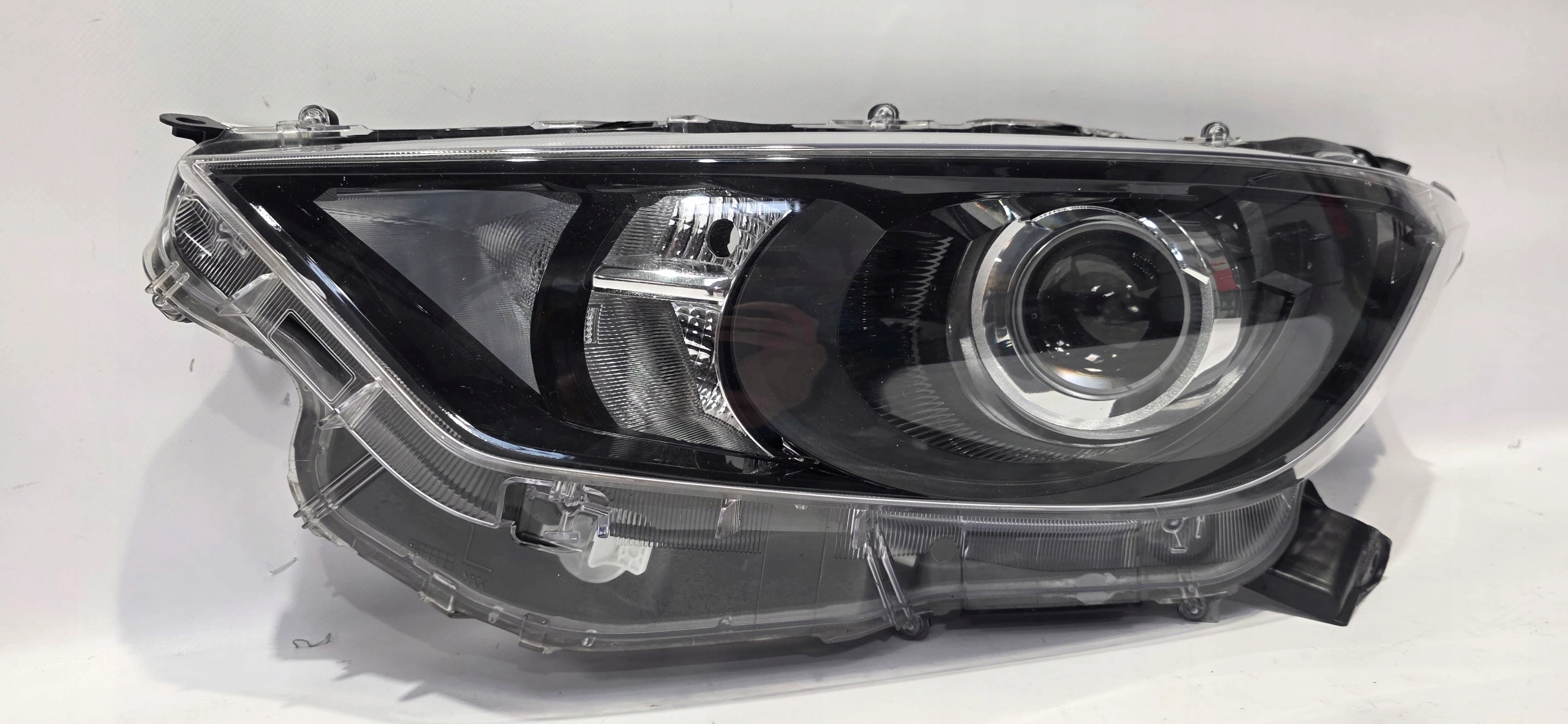 light left front lens TOYOTA YARIS IV 20- original EUKO-6