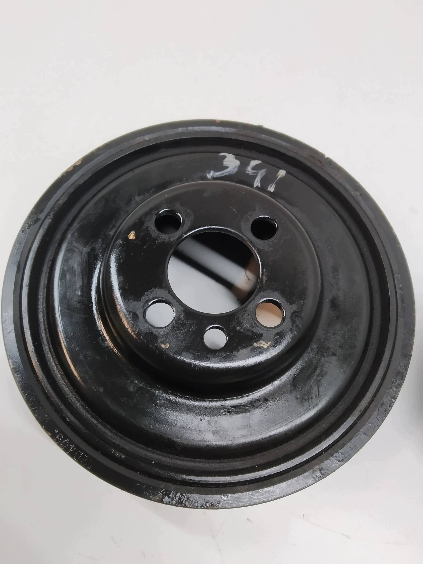 pulley 038105243M 2.0 TDI Audi A4 IV (2008-2015) B8