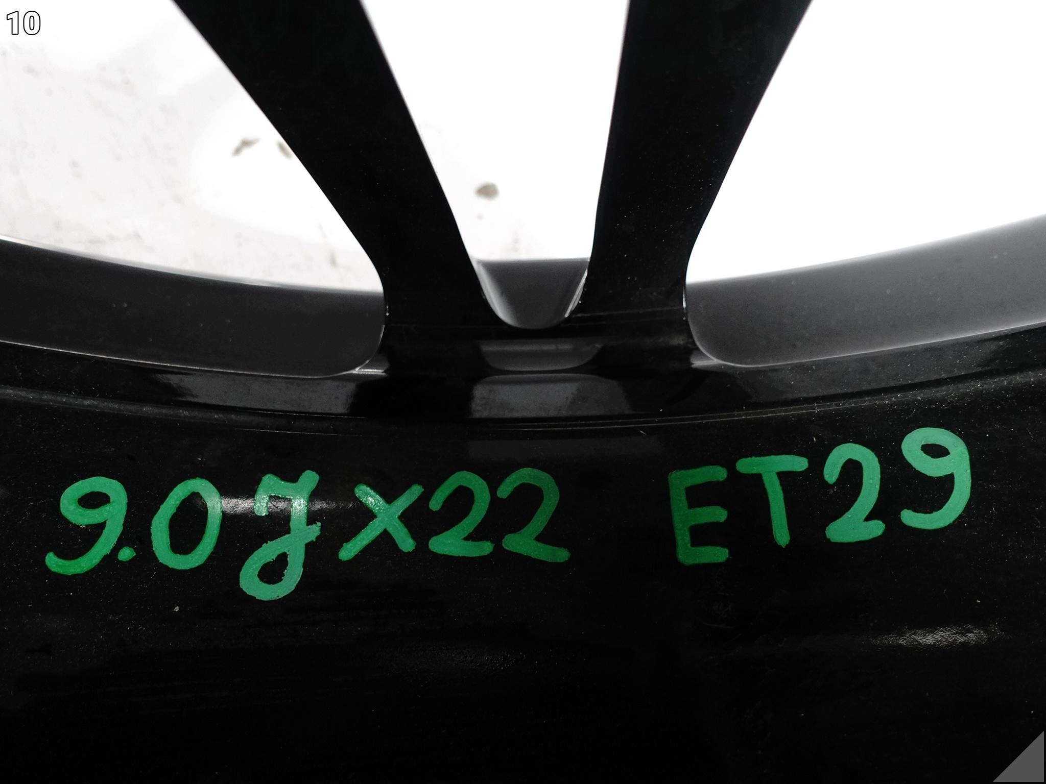 PORSCHE MACAN 95C RS SPYDER design disk disk 9,0Jx22 ET29 5x130 QO1