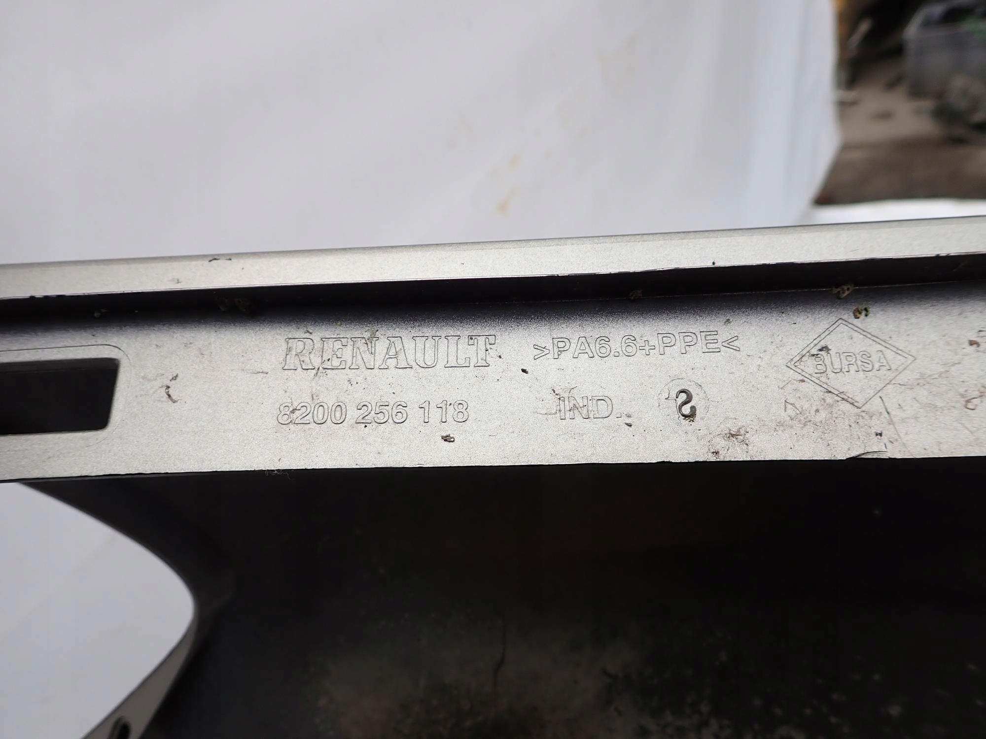RENAULT CLIO III 3 185 05-12 fender front front right
