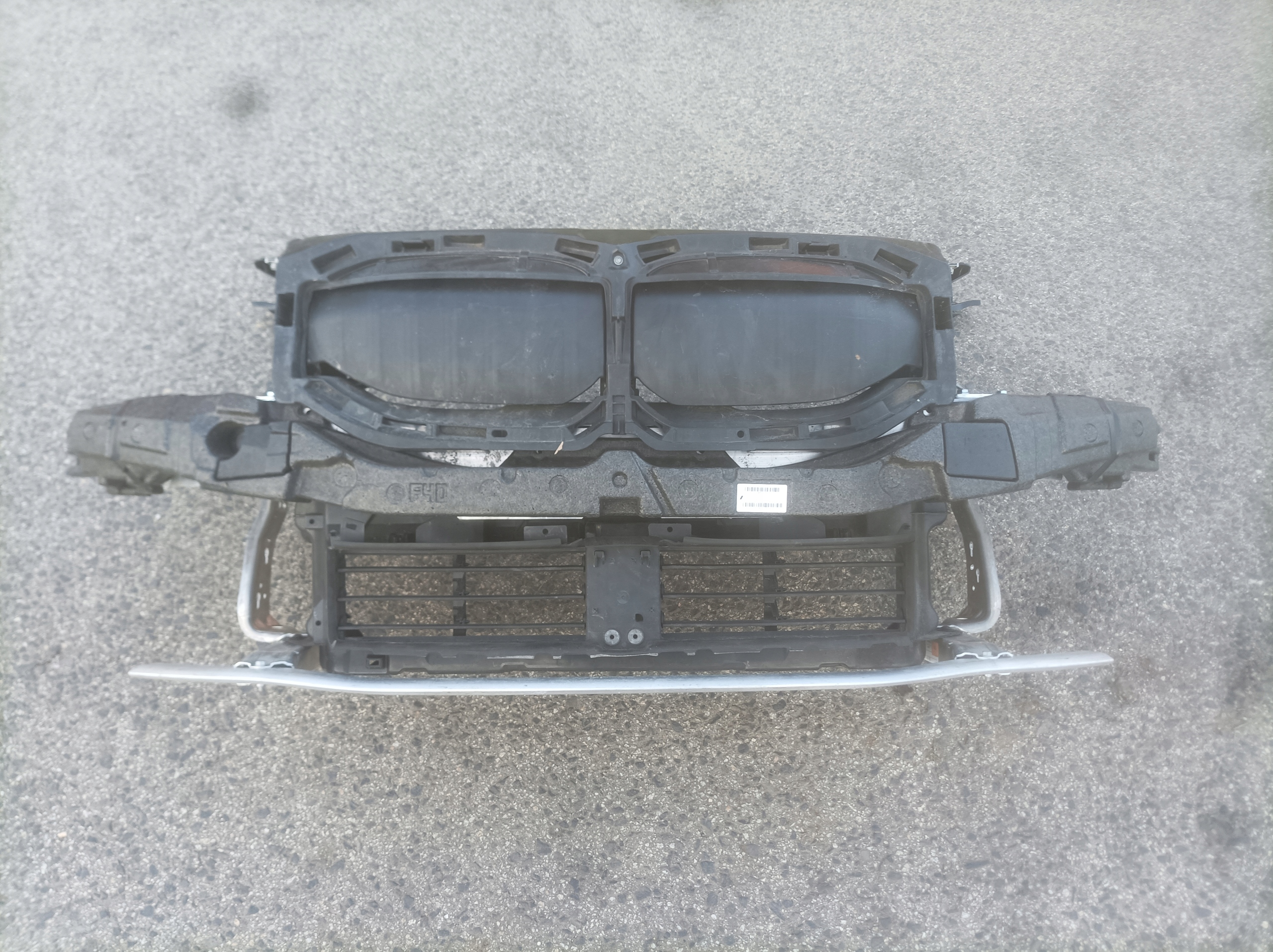 BMW 1 F40 PAS PRZEDNI+ KPL CHŁODNIC WZMOCNIENIE