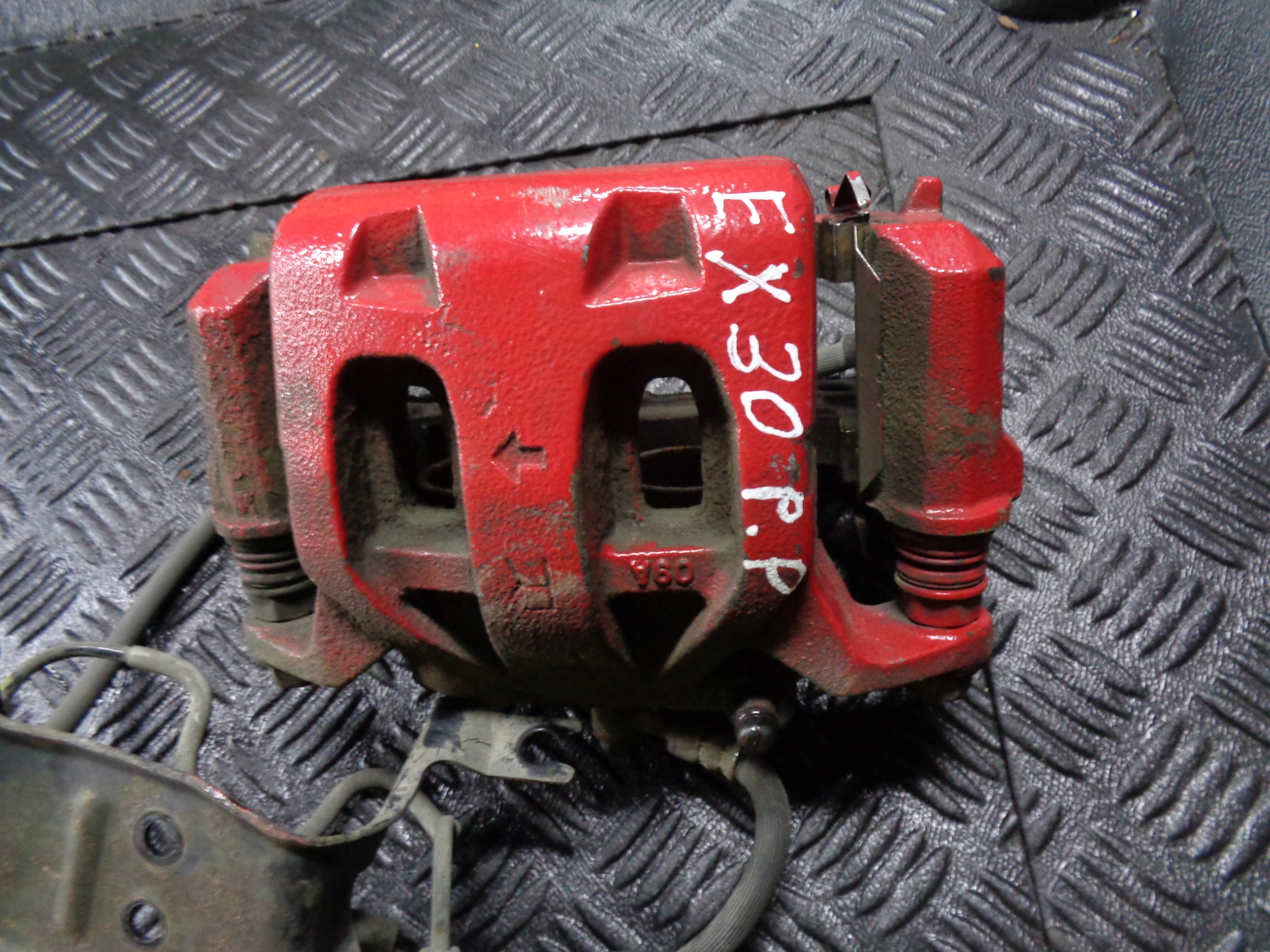 caliper front right left INFINITI QX50 EX 3.0 D