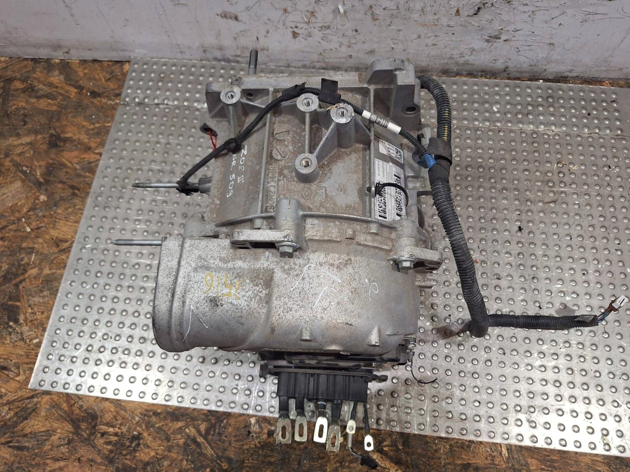 engine electrical 290100376R 5AL601 Renault ZOE II Twingo III SMART 453