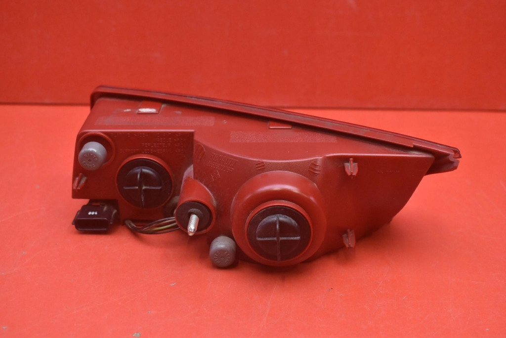light left rear part rear 265550006R RENAULT LAGUNA 3 III COUPE 07-11