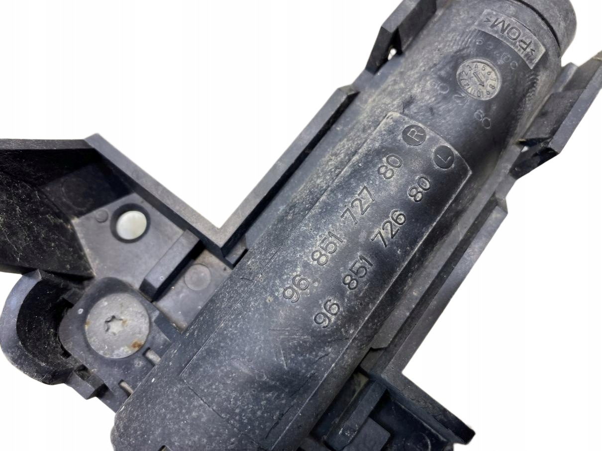 washer lights KOMPLET PEUGEOT 5008 and 9685172780