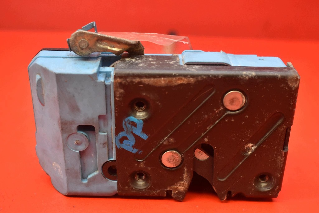 lock door right front front EU 30663042 VOLVO S60 1 and 00-04