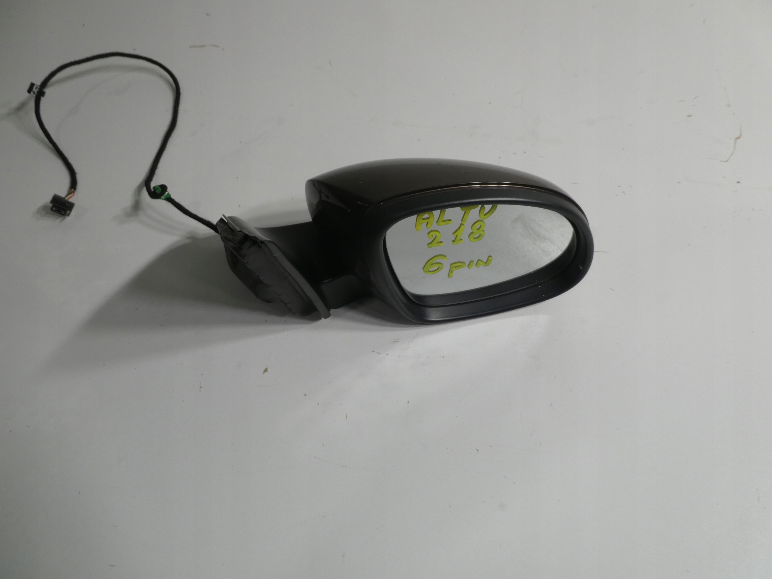 VW TIGUAN mirror right 5N0857934 6PIN