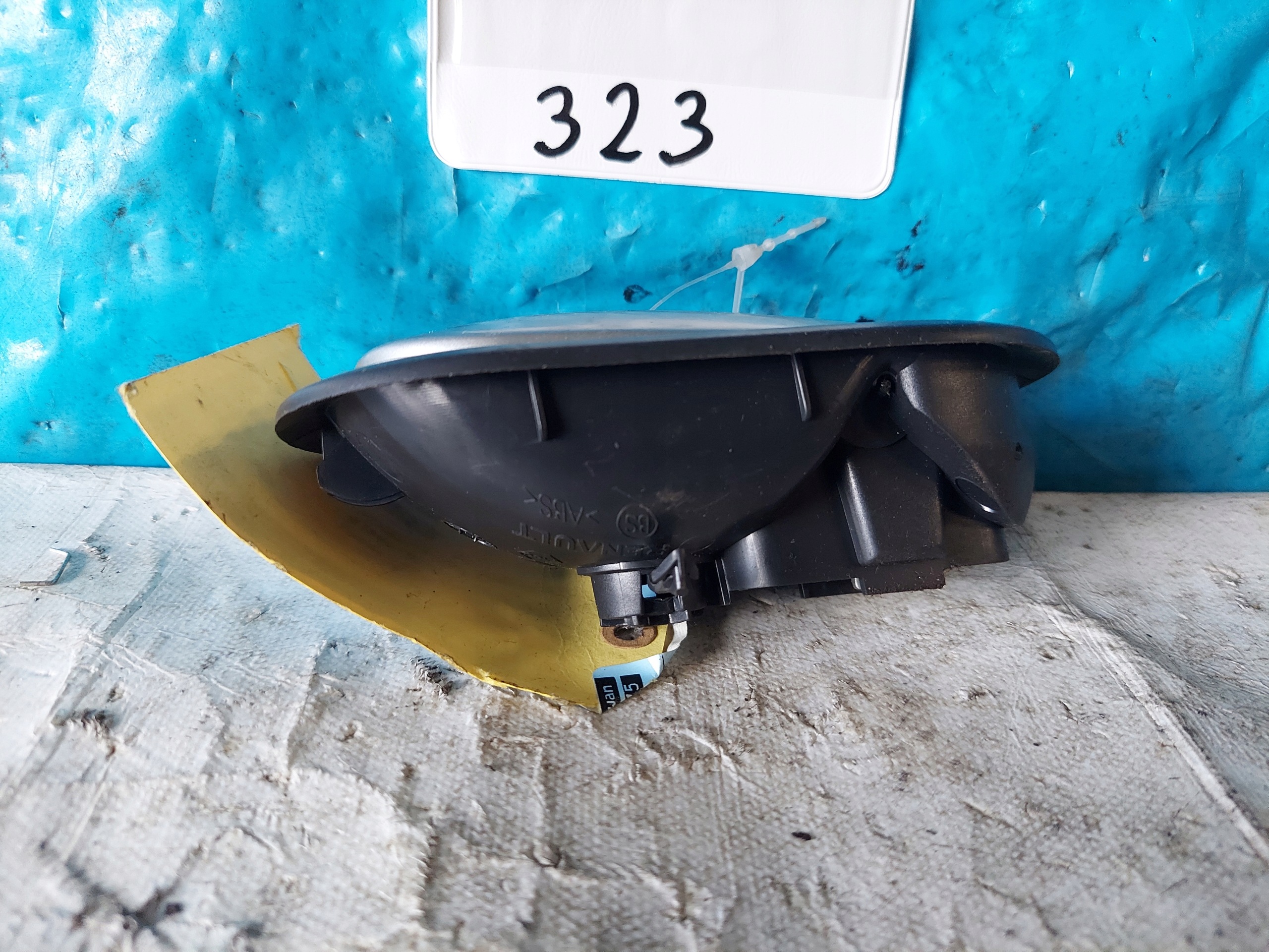 handle inner right rear part SCENIC II 8200028486