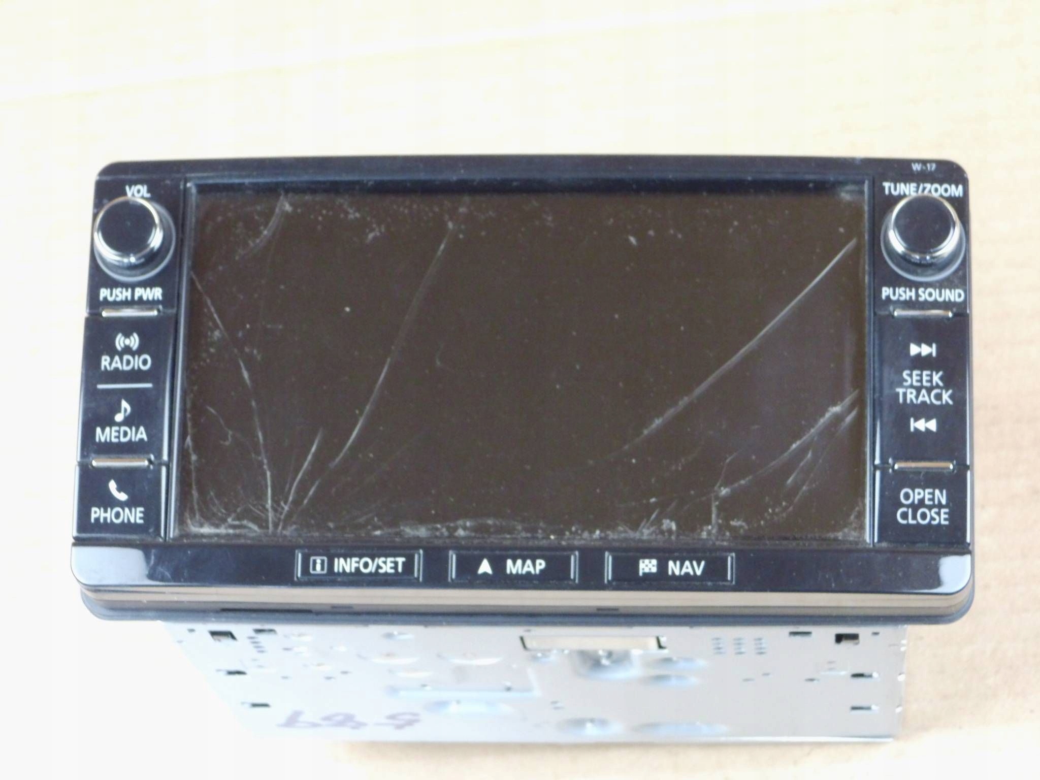 Mitsubishi Outlander III Navigation W-17 8750A592