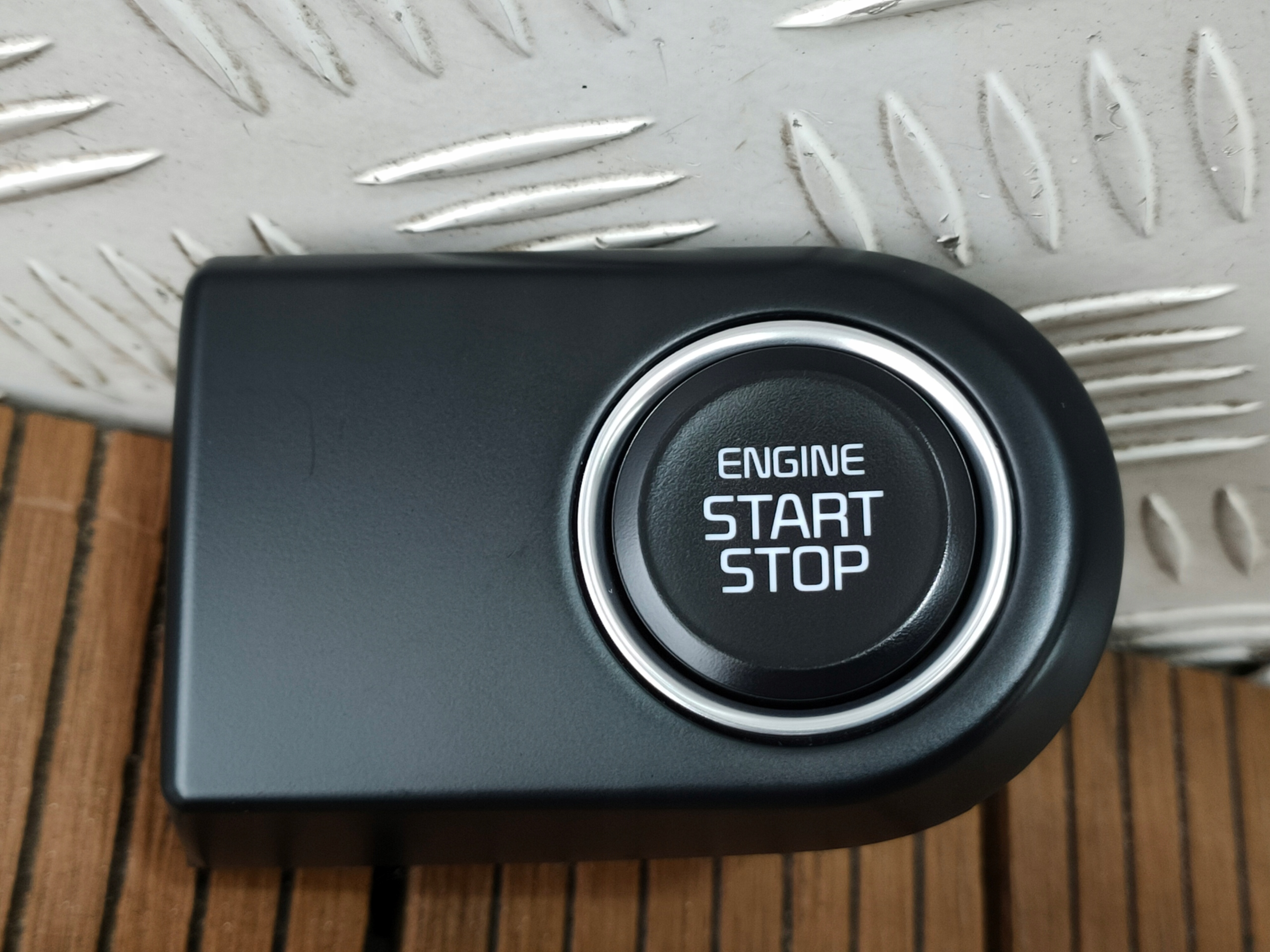 KIA XCEED CEED III PROCEED LIFT 21- PANEL button START/STOP 93500J7000WK