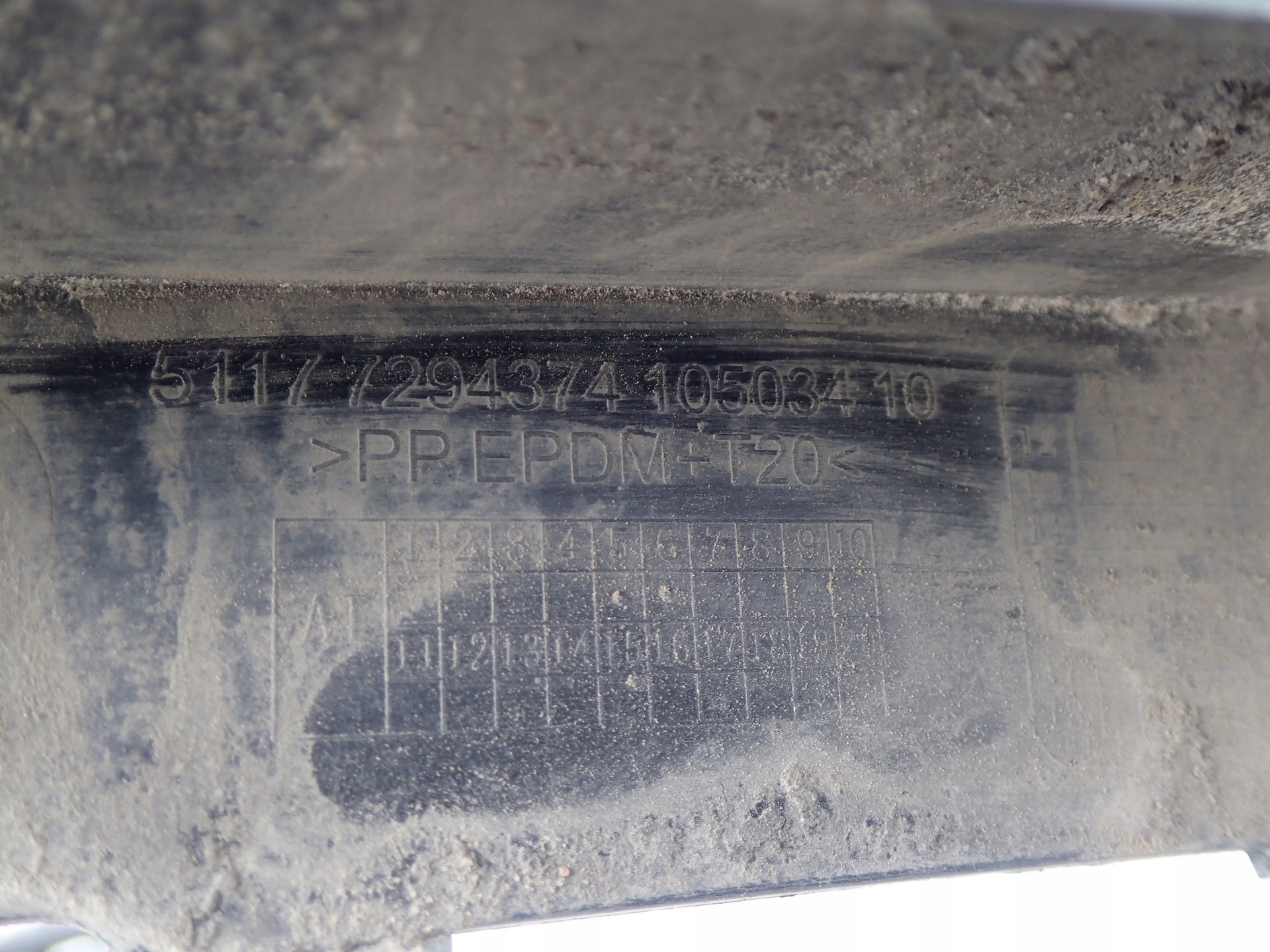 moulding for fender right front BMW X5 F15 2014