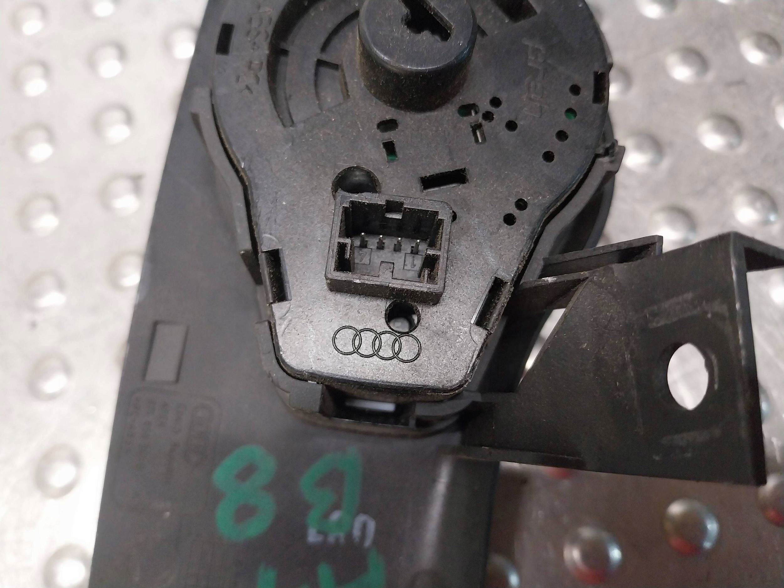light switch 8K0941531C AUDI A4 B8 A5 8T Q5 8R