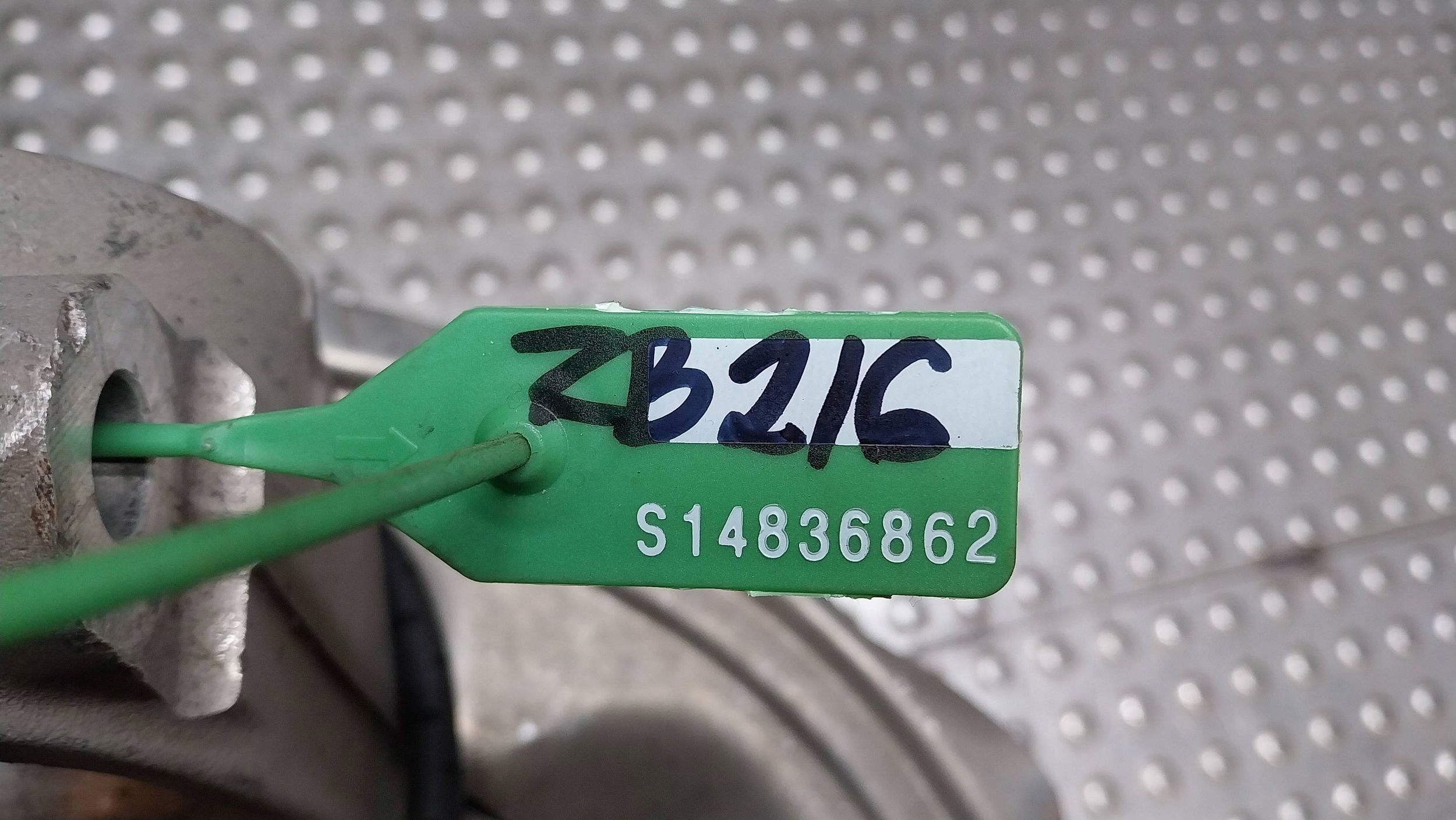 otoč čapu strmeň ľavý predok 6793209 BMW E90 E91 E92 E93 E81 E82 E87