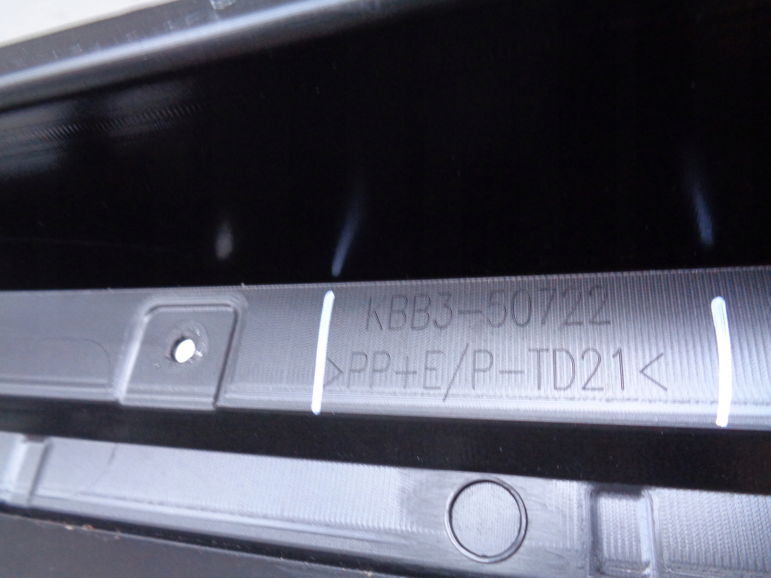 pillar of a bumper upper support MAZDA CX60 22
