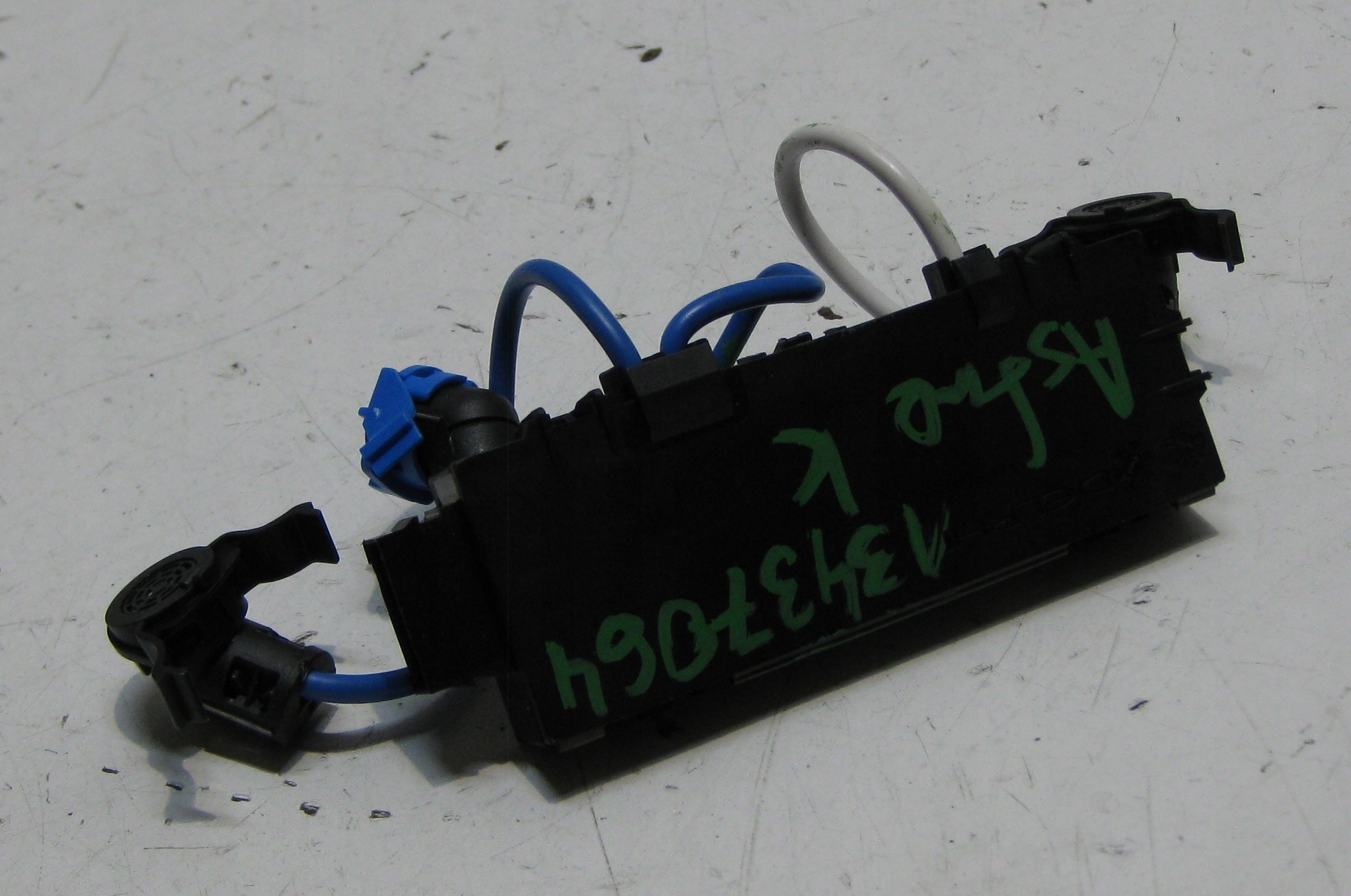 OPEL ASTRA K V KOMBI sensor module ALARMU 13437064
