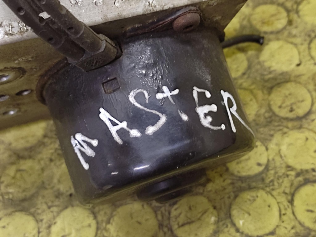 RENAULT MASTER II Pompe ABS 8200036532B