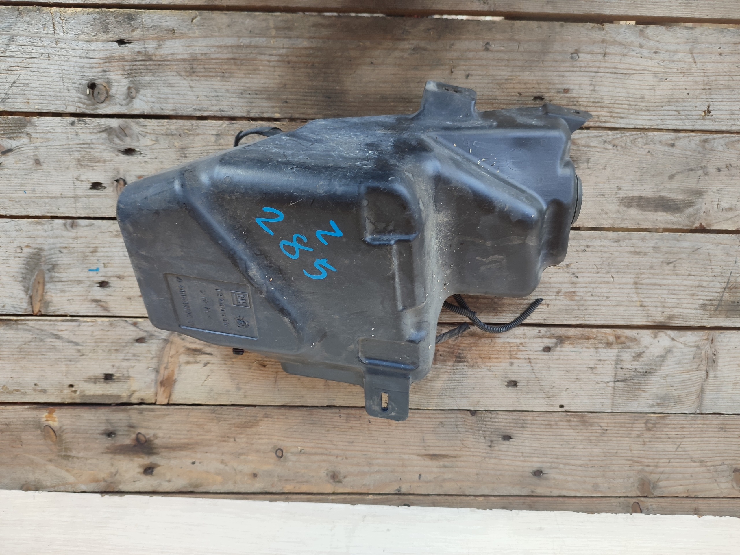 Chevrolet OE 13260590 spremnik mlaznice