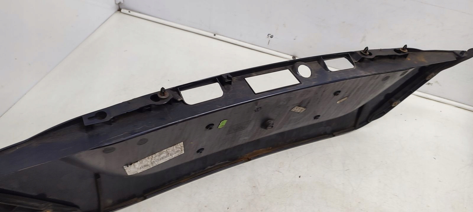 cap moulding bonnet Mercedes W209 CLK 3,0 V6