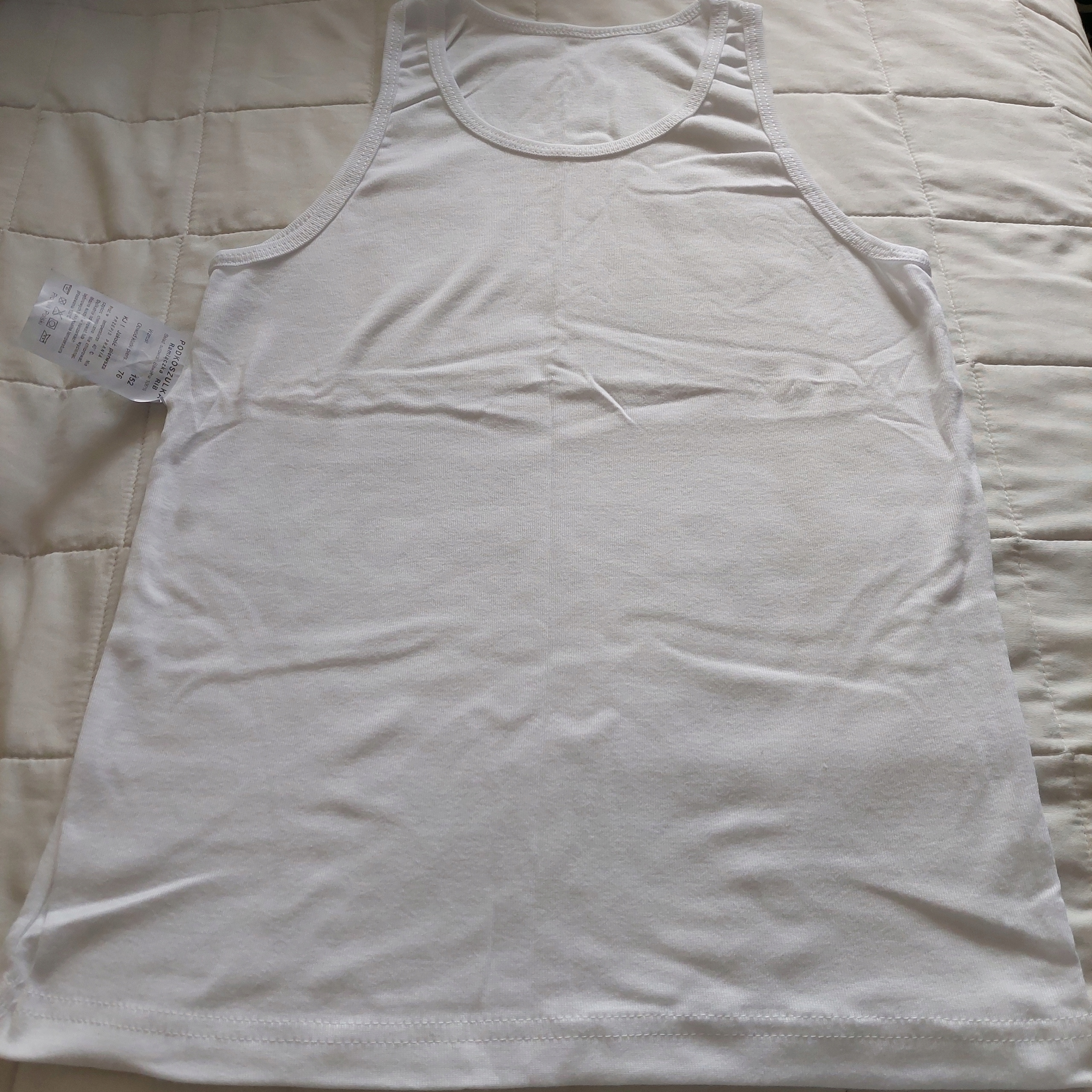 

nowy podkoszulek chłopięcy bawełna roz 152 cm