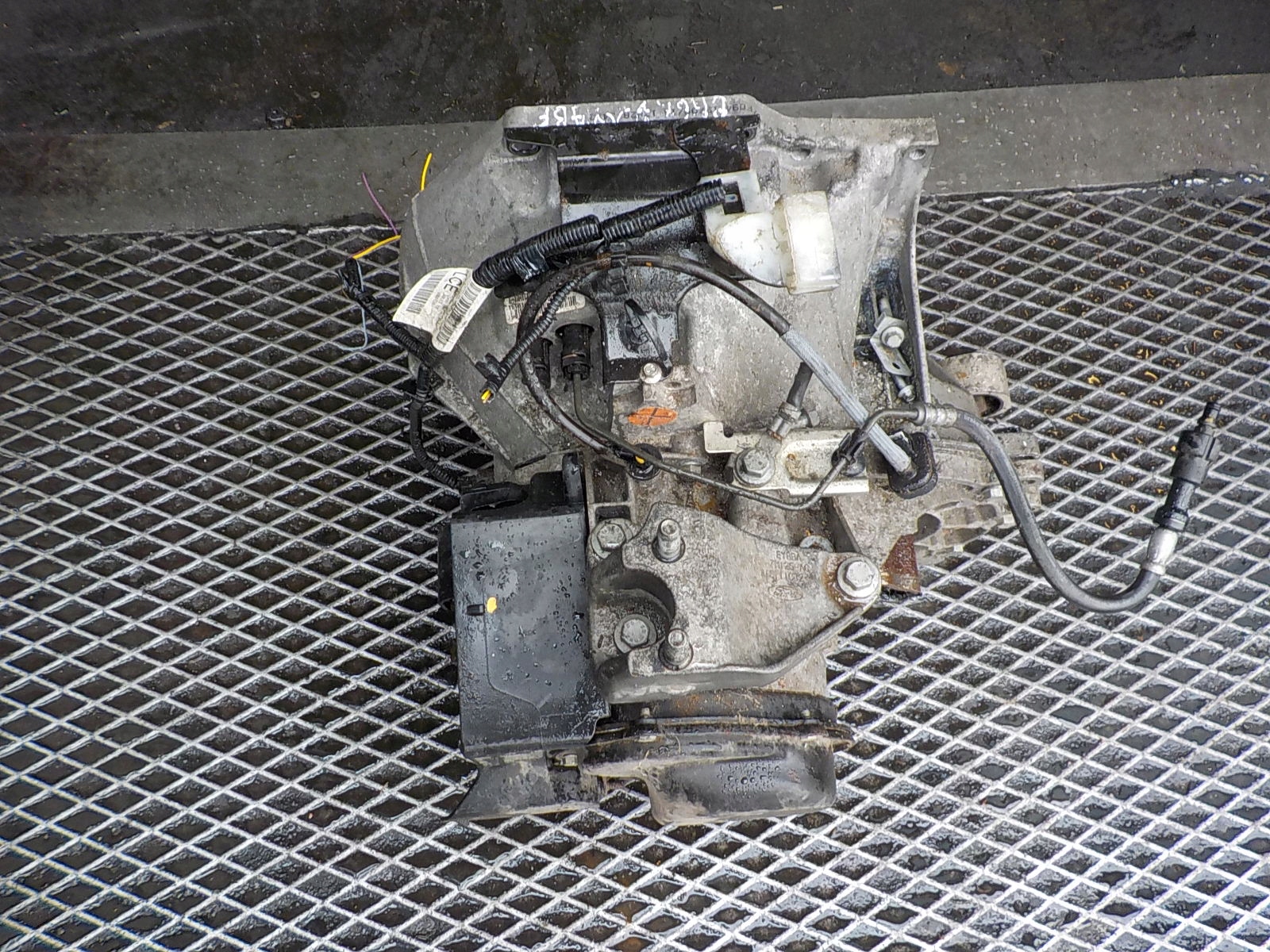 CAMBIO FORD TRANSIT COURIER FIESTA MK7 1.5 TDCI BA6R-7002-ABF