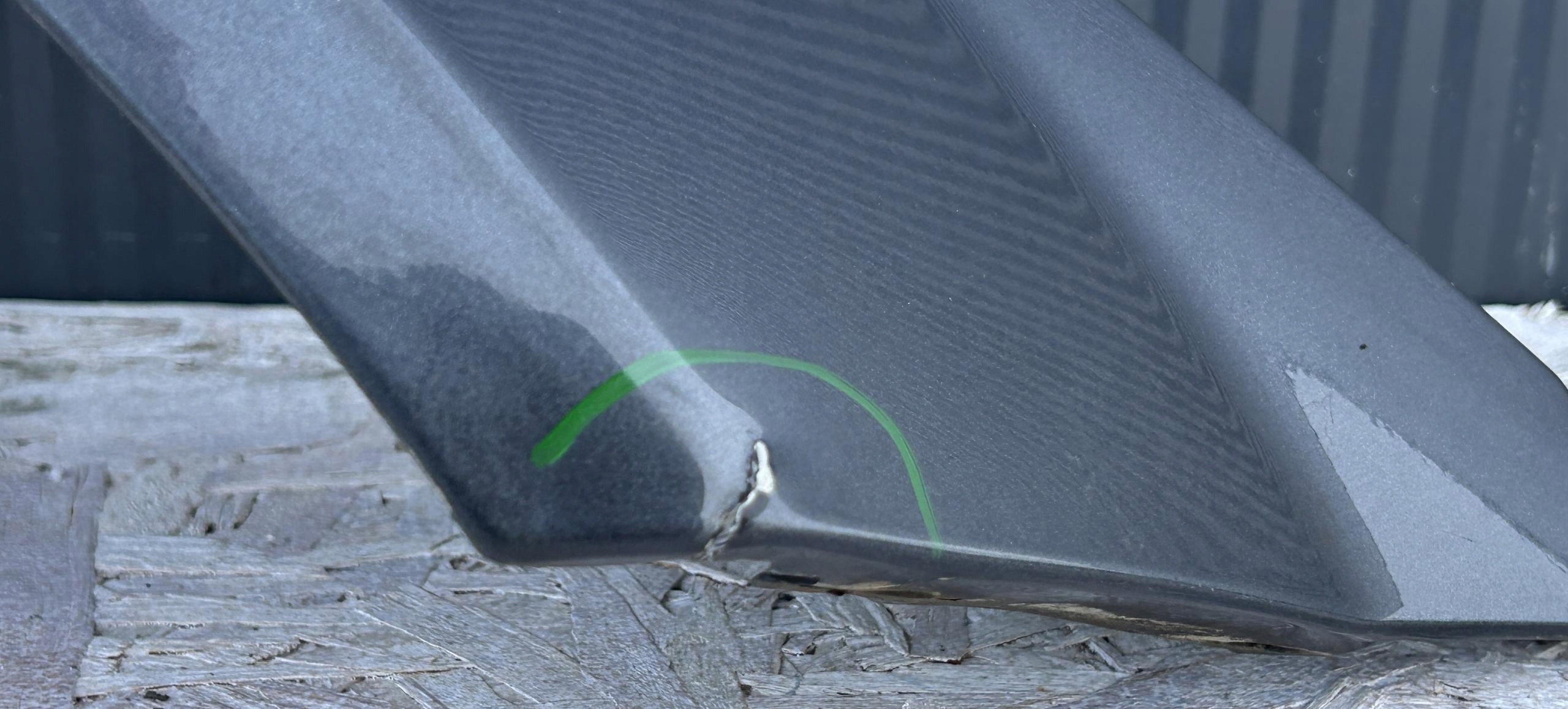 fender right front front MERCEDES C-KLASA W204 07