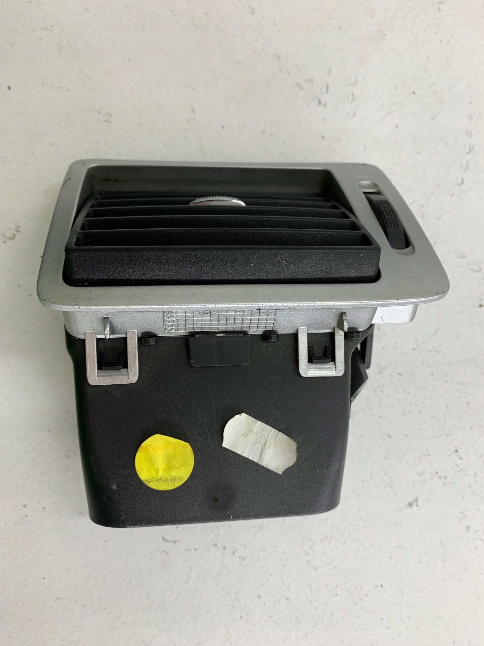 PEUGEOT 307 grid air conditioning devices left 9634499077