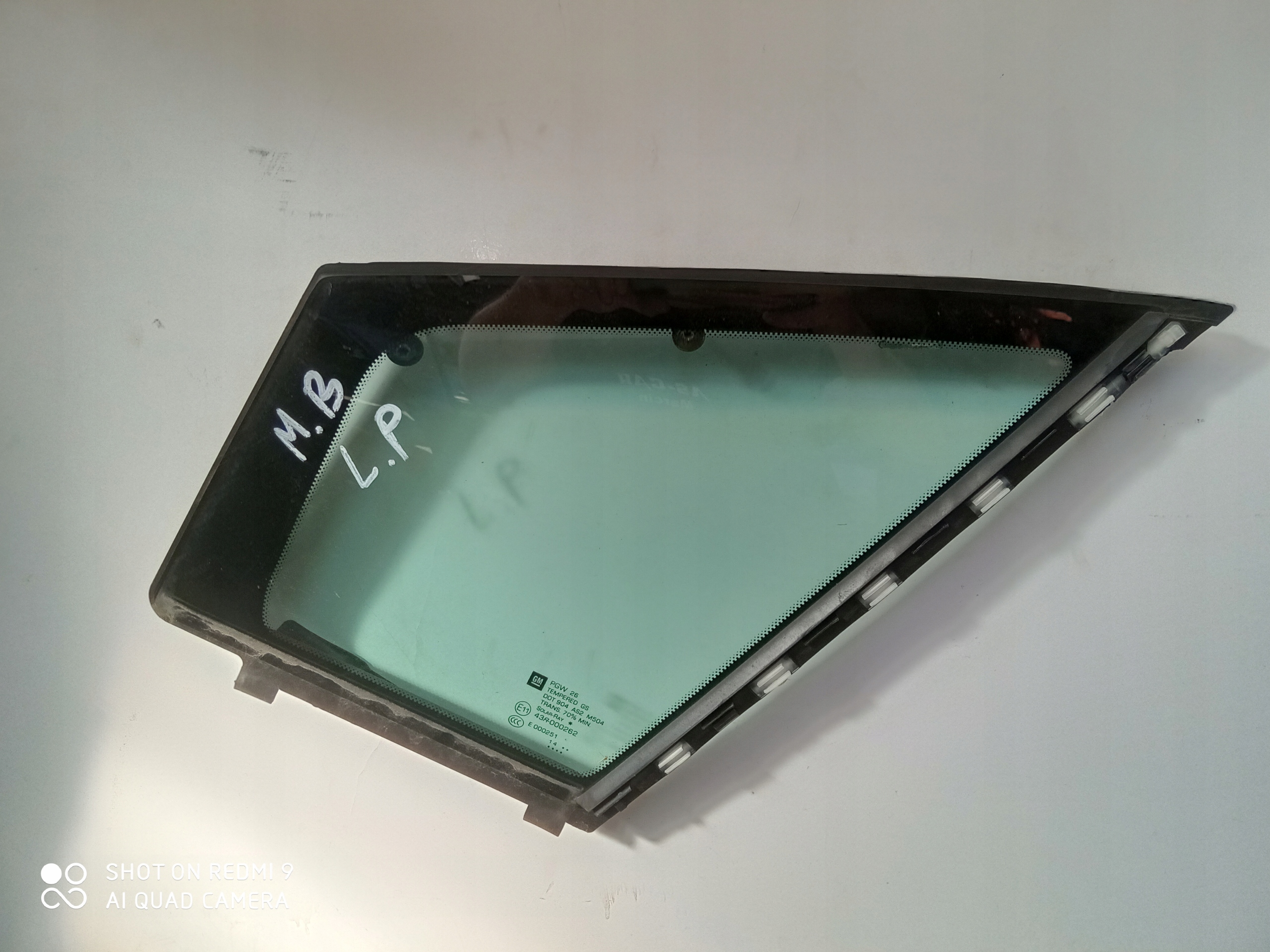 OPEL MERIVA B window door left rear part front MALA 14R