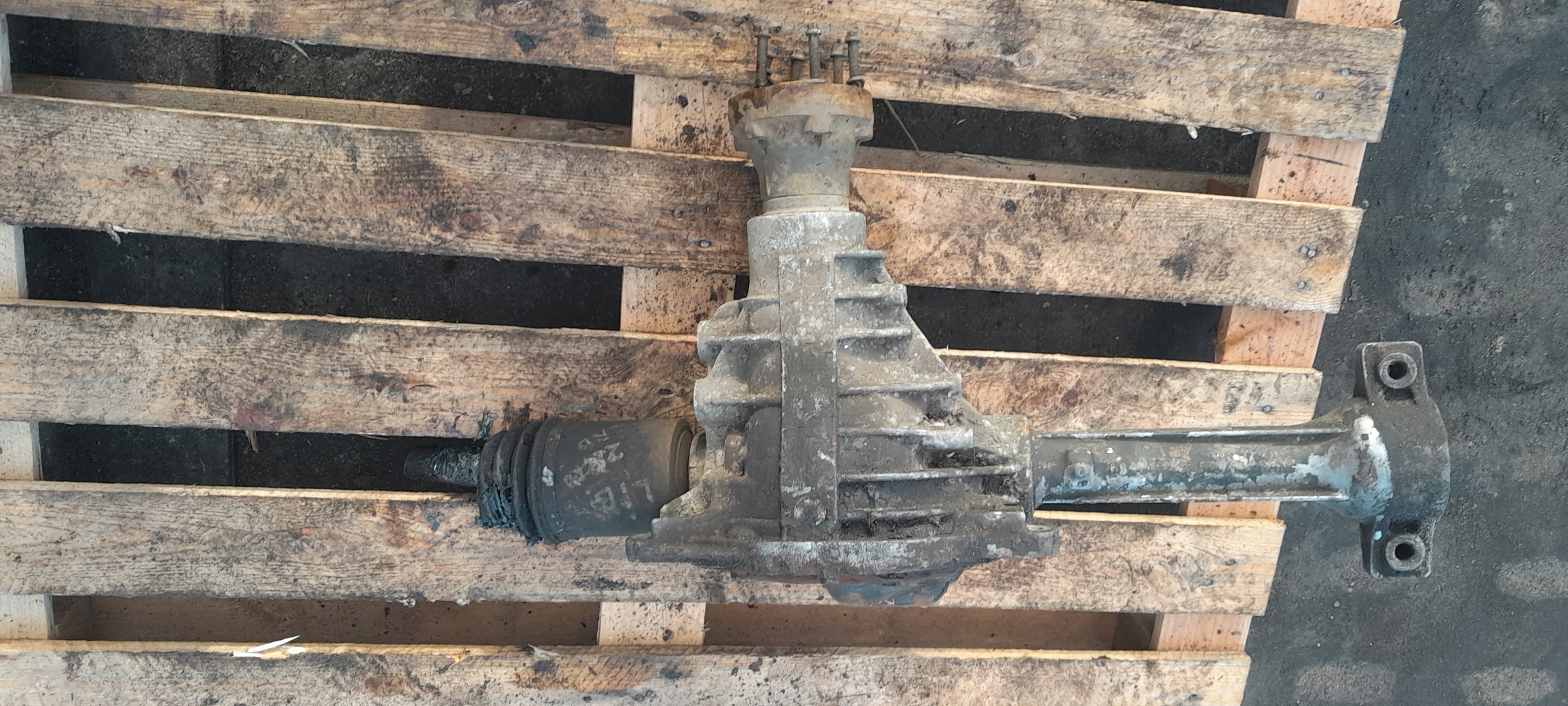 front differential diff JEEP LIBERTY CHEROKKE KJ 2.8 CRD GDANSK