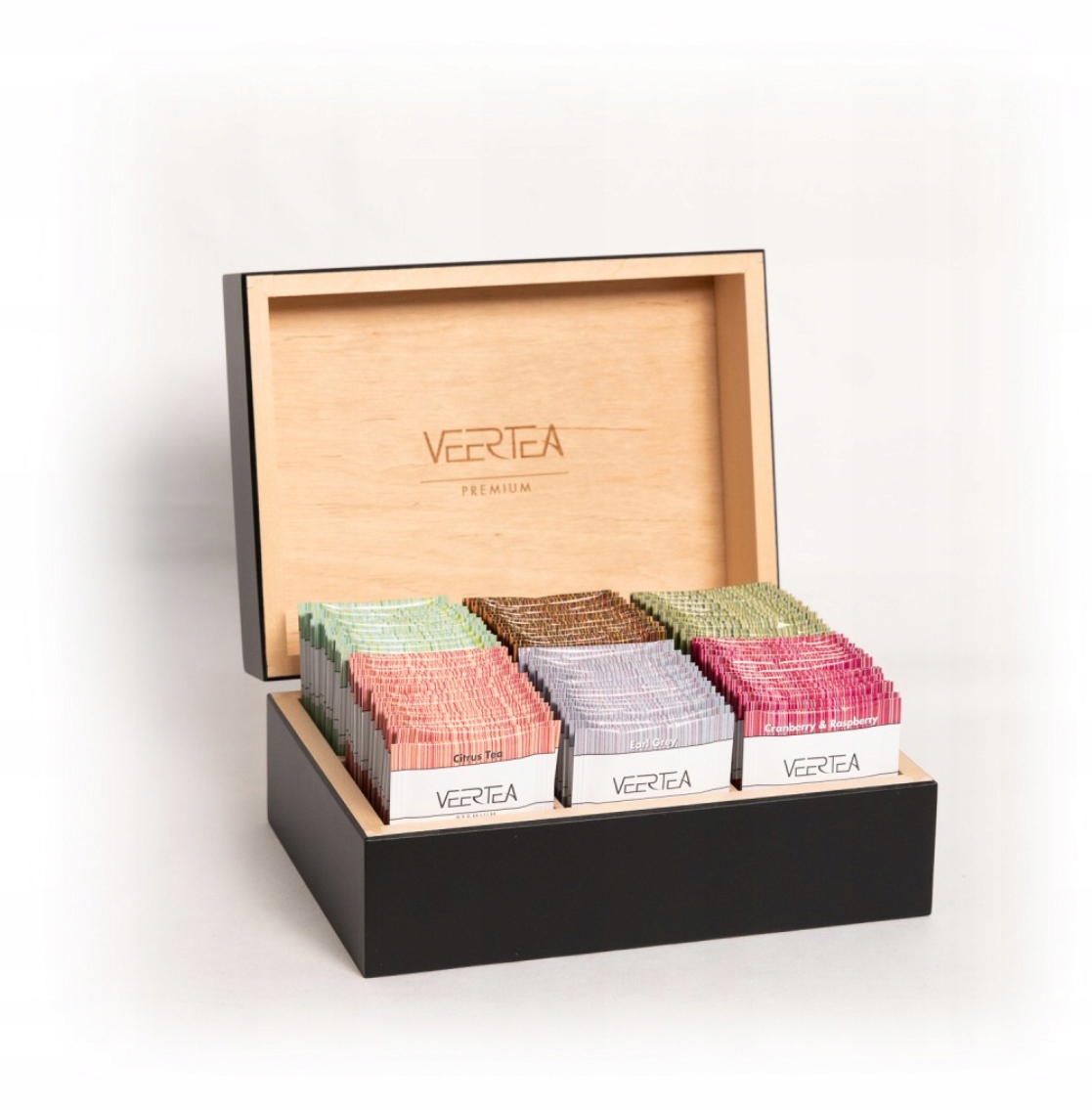 Veertea Premium Zestaw herbat drewniana skrzynka 96 kopert czarna