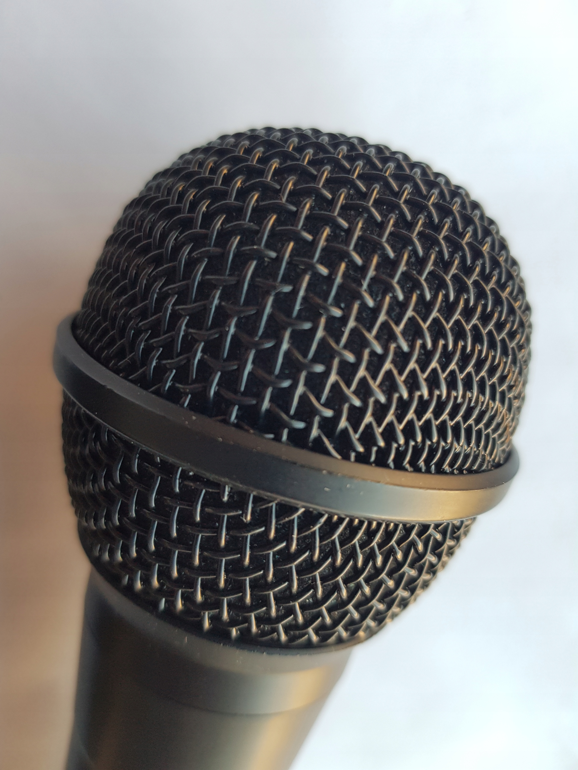 Mikrofon z kablem 3m NGS Singer Fire Kolor czarny