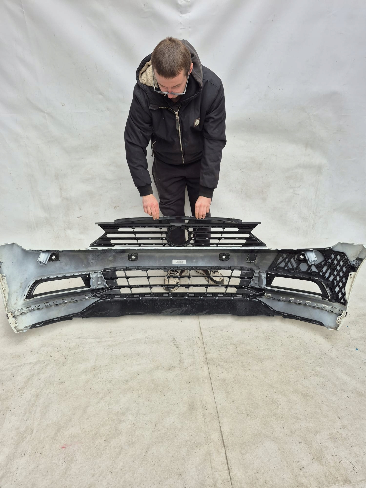 VW PASSAT B8 HIGHLINE 14-19 bumper front front SPR 6XPDC 3G0807221A