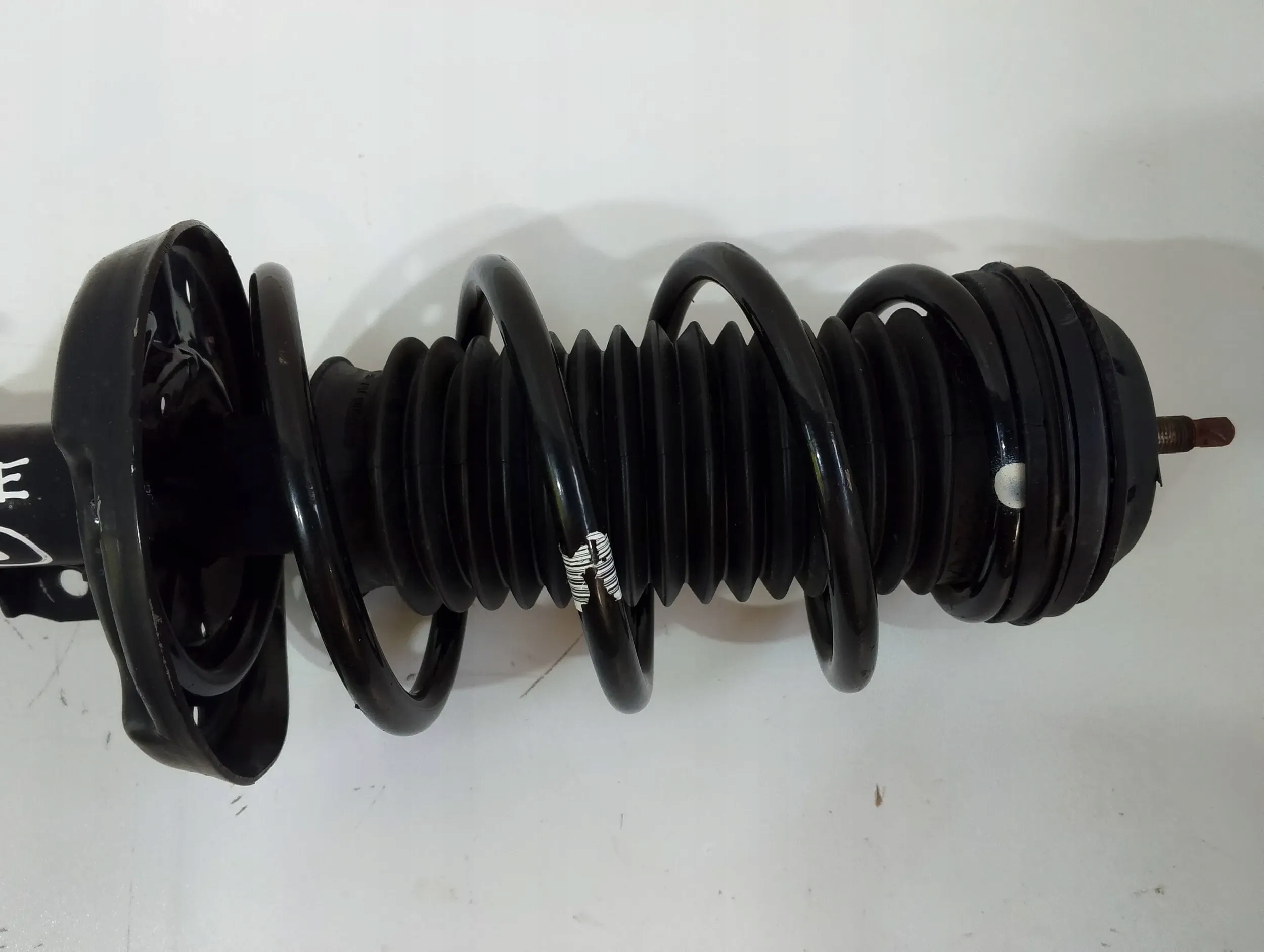 Opel Corsa E shock absorber front left 22283534 (F115)