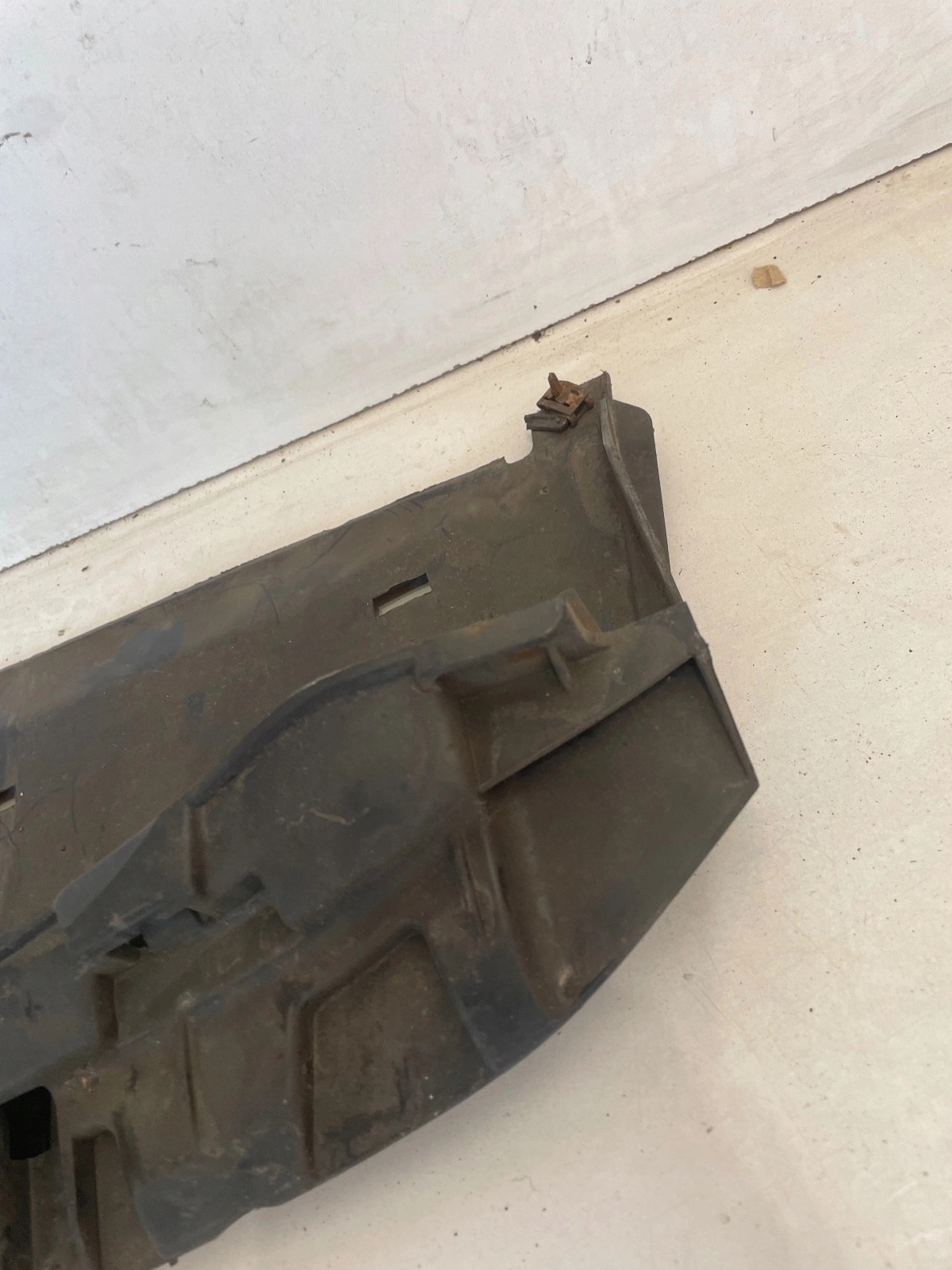 cover cover below bumper hokej front Volkswagen Scirocco III 1k8