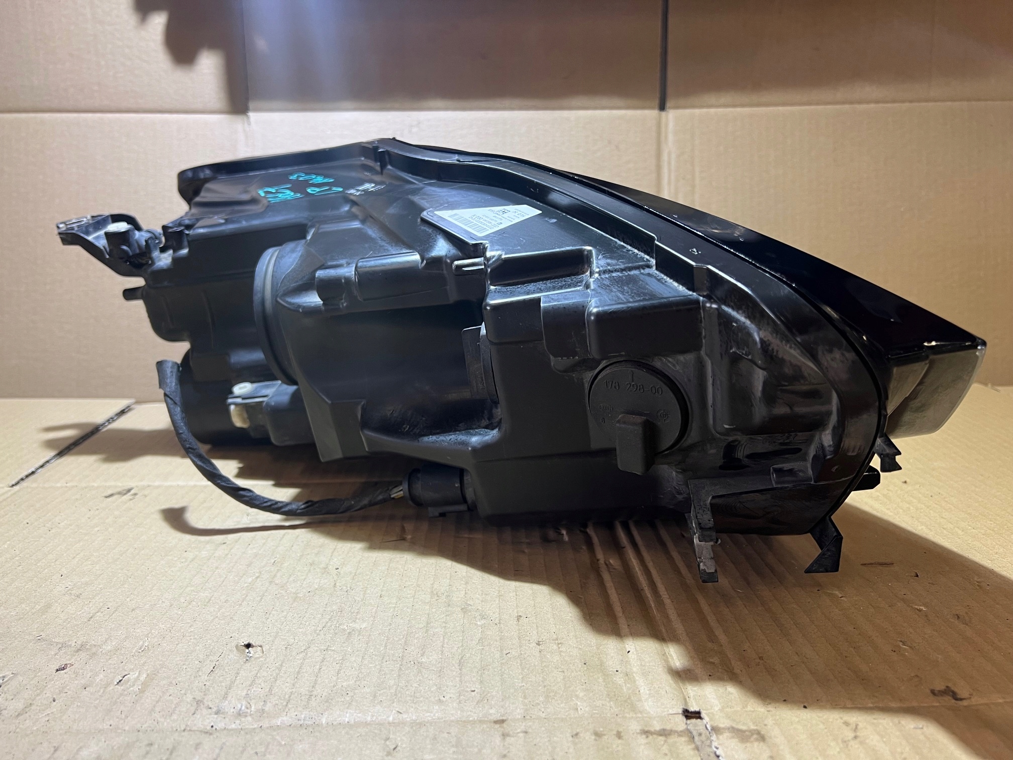 AUDI A6 C7 light left front left front 4G0941003N
