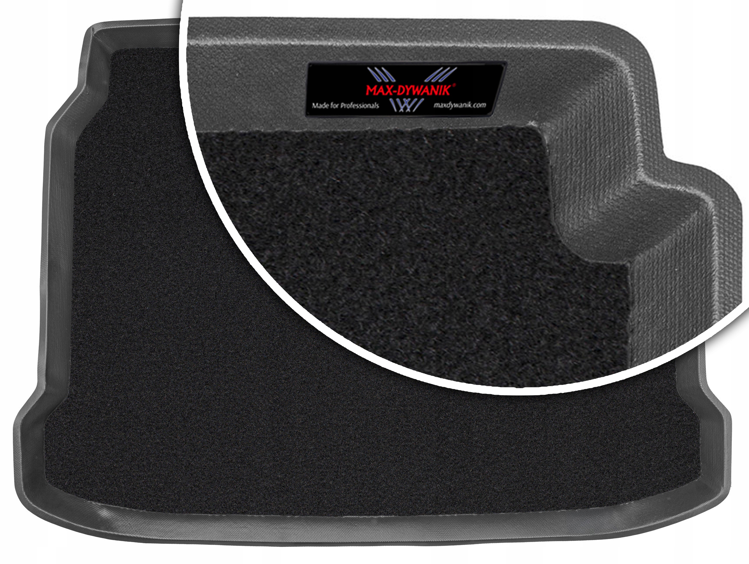 Mazda 3 IV Hatchback 2019 – Kufr s velurovou vložkou