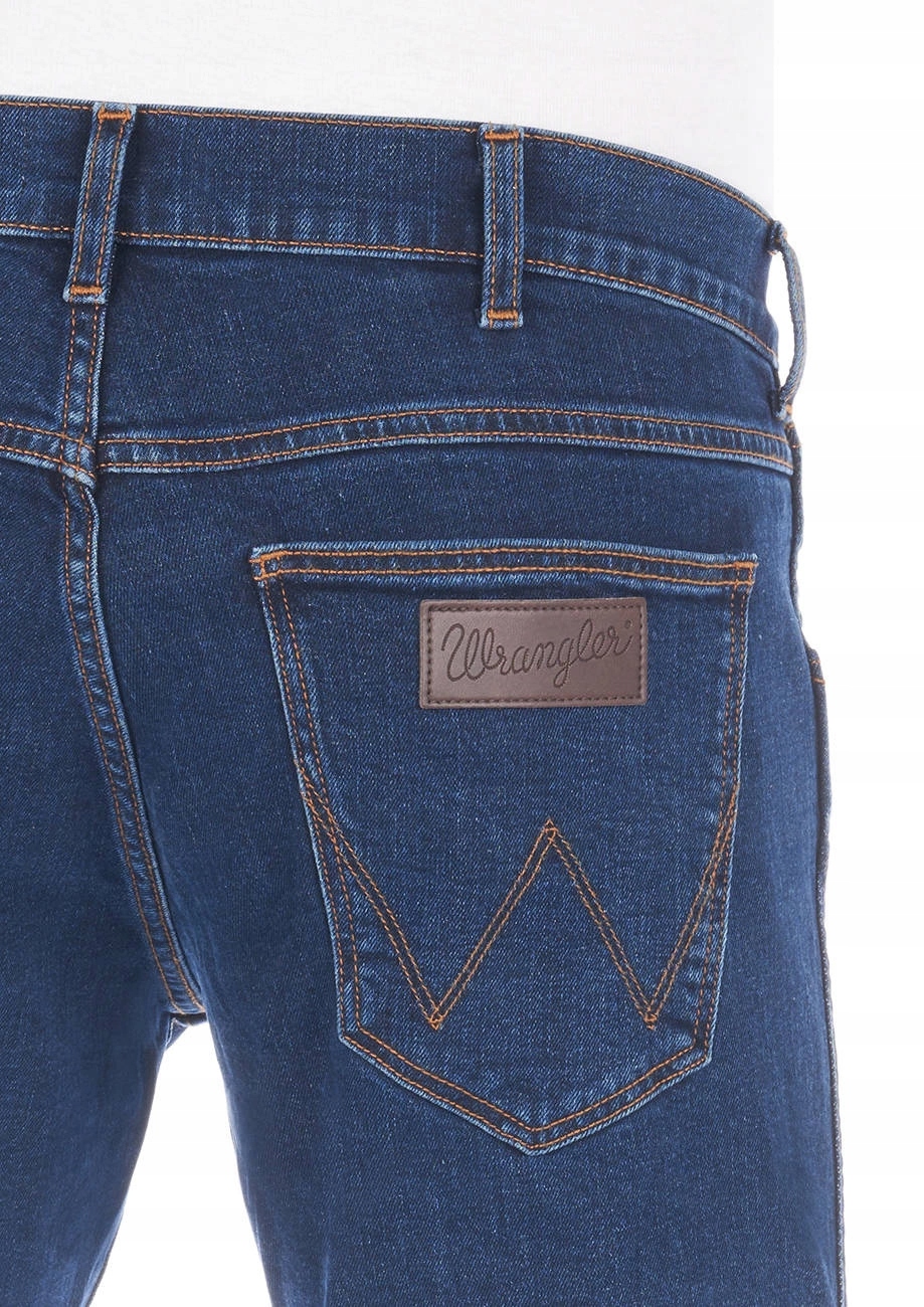 WRANGLER GREENSBORO BLUE CHIP W15QLQ46A 32/30 Rozmiar 32/30