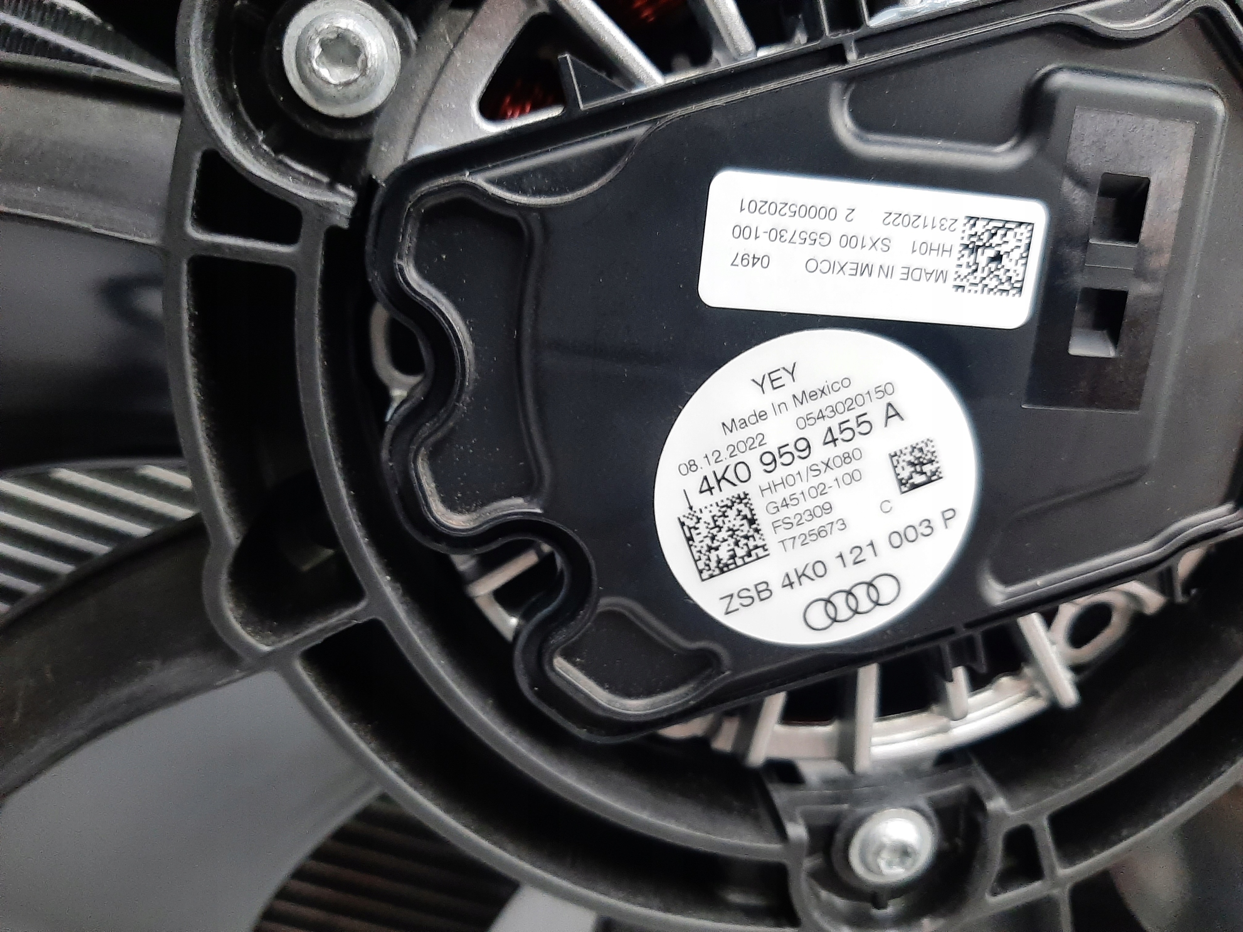 AUDI A6 A7 C8 18- PAS PRZEDNI KOMPLETNY CHŁODNICE WENTYLATOR 4K0805594 NOWY Wersja Europejska