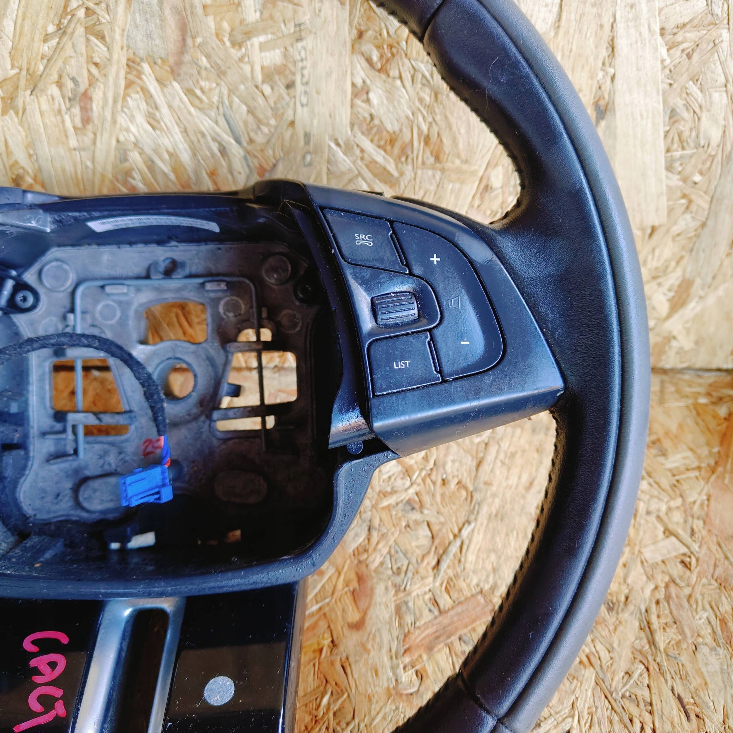 volant Citroen C4 Cactus 98004092ZD